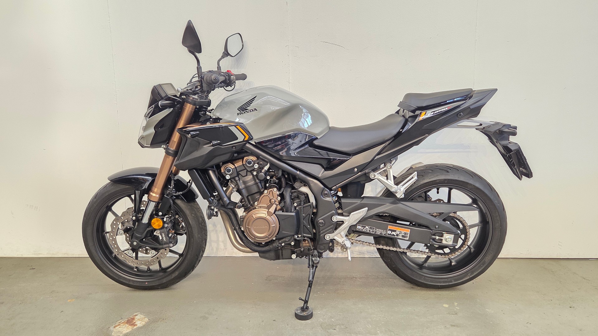 HONDA CB 500 F-image-1