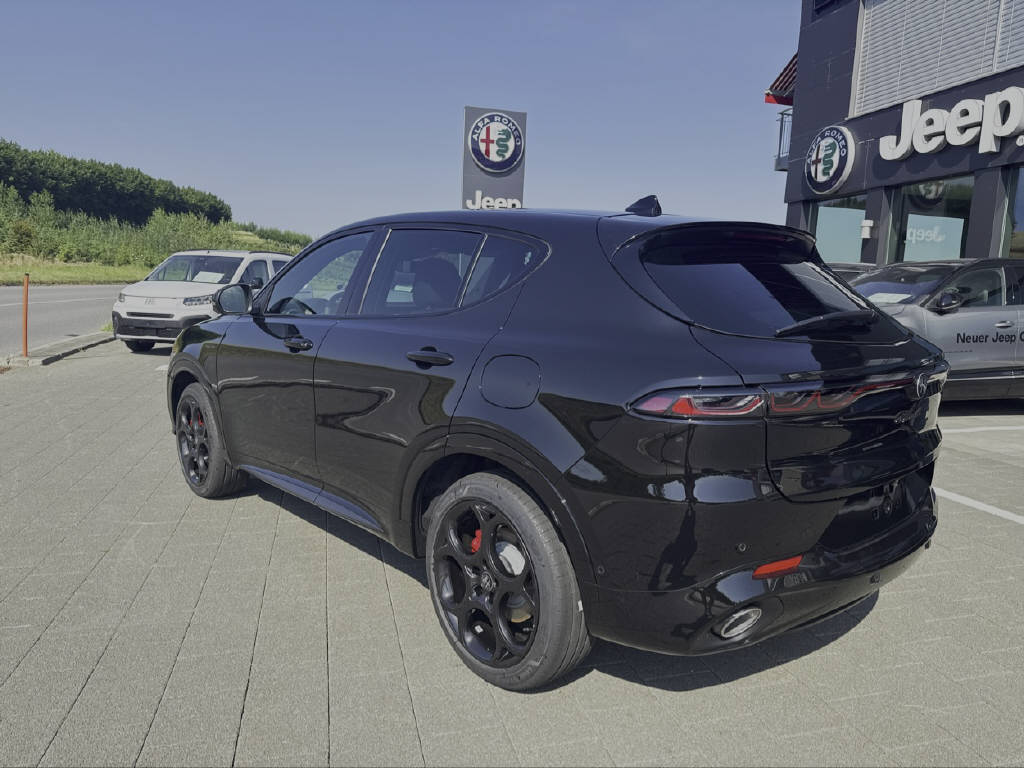 ALFA ROMEO Tonale 1.3 Plug-in Hybrid Veloce Q4-showroom-element-1
