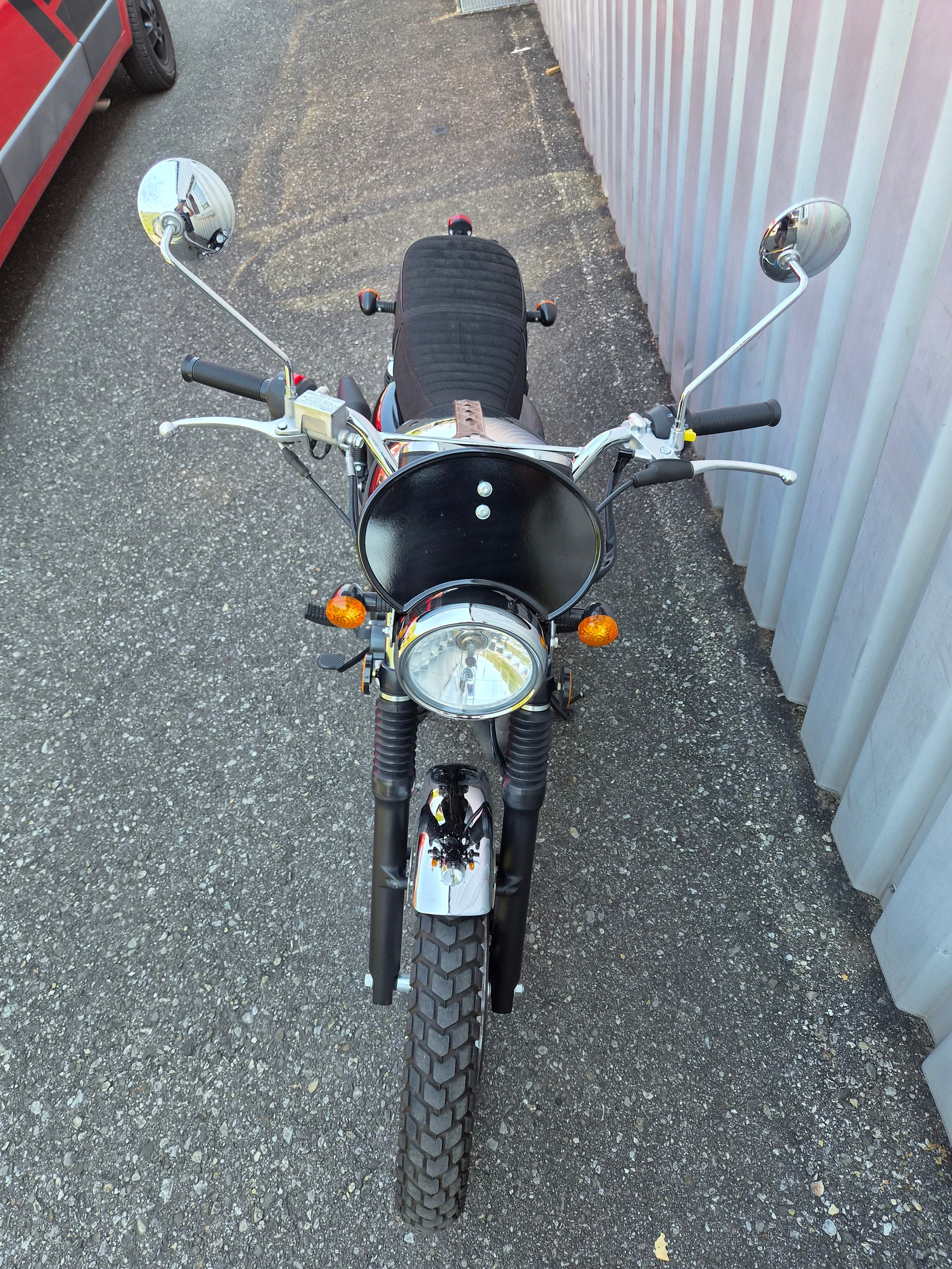 MASH Scrambler 400 E4-showroom-element-3