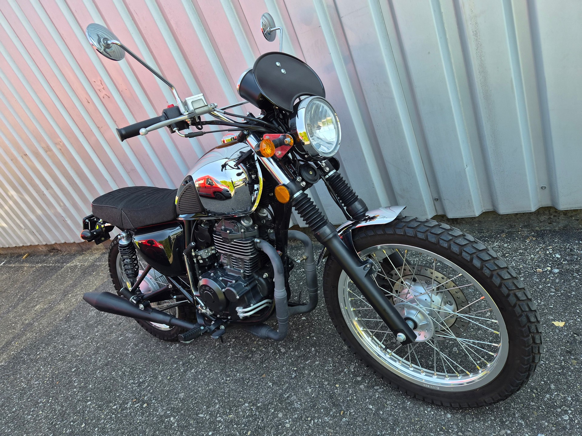 MASH Scrambler 400 E4-showroom-element-1