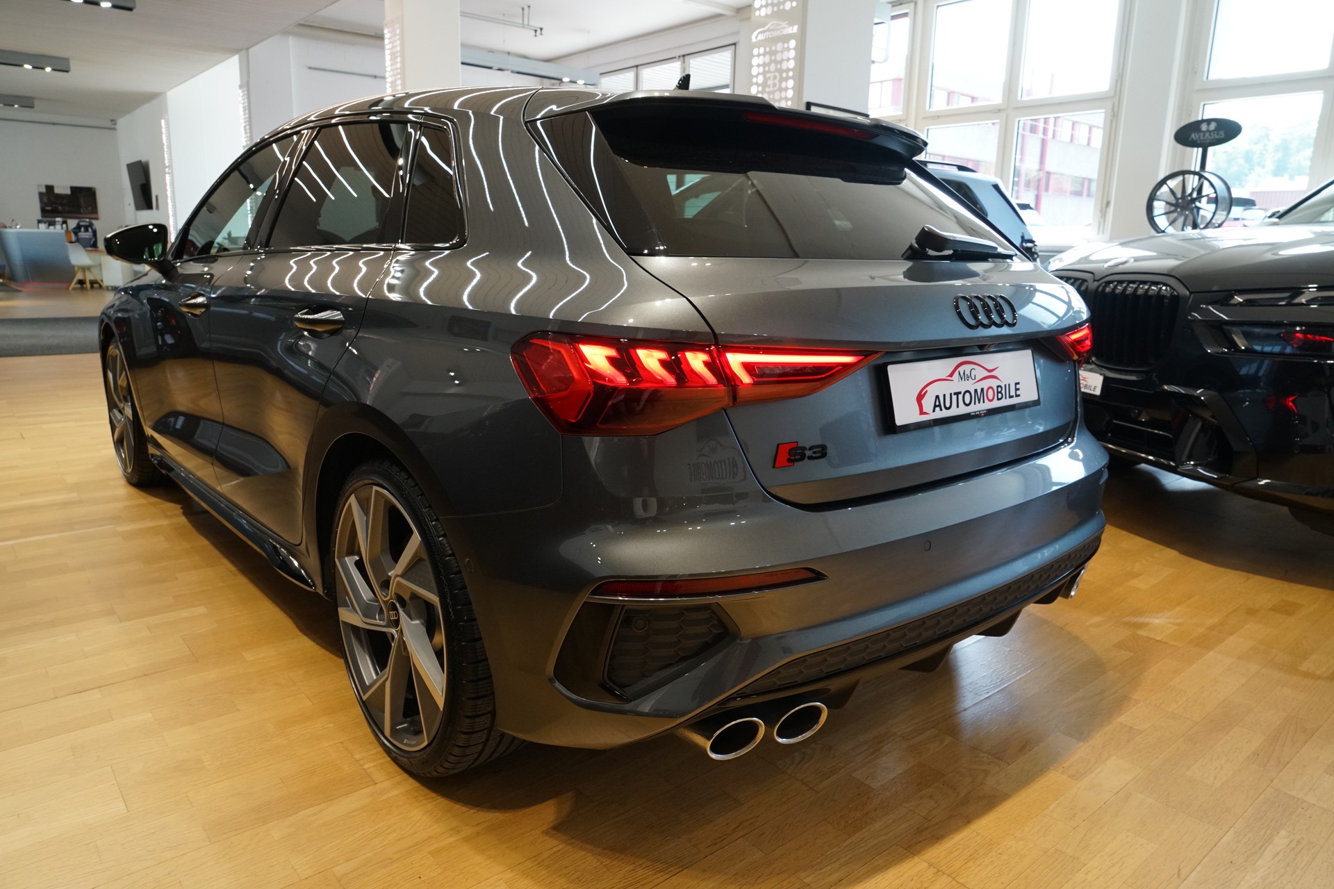 AUDI S3 Sportback 2.0 TFSI quattro S-tronic-image-4
