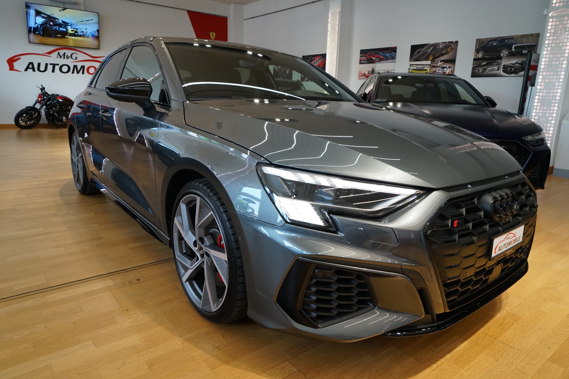 AUDI S3 Sportback 2.0 TFSI quattro S-tronic-showroom-element-2