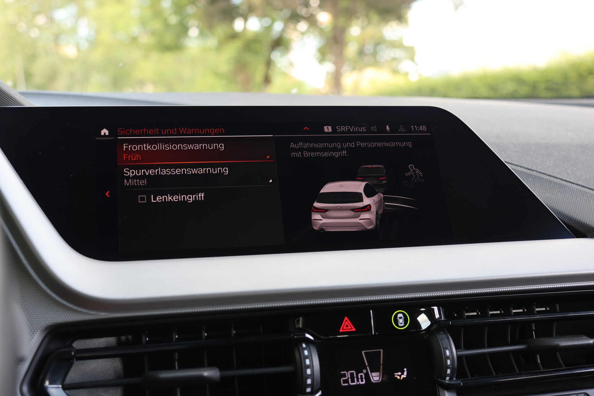 BMW 118i Steptronic Essential Edition-image-25