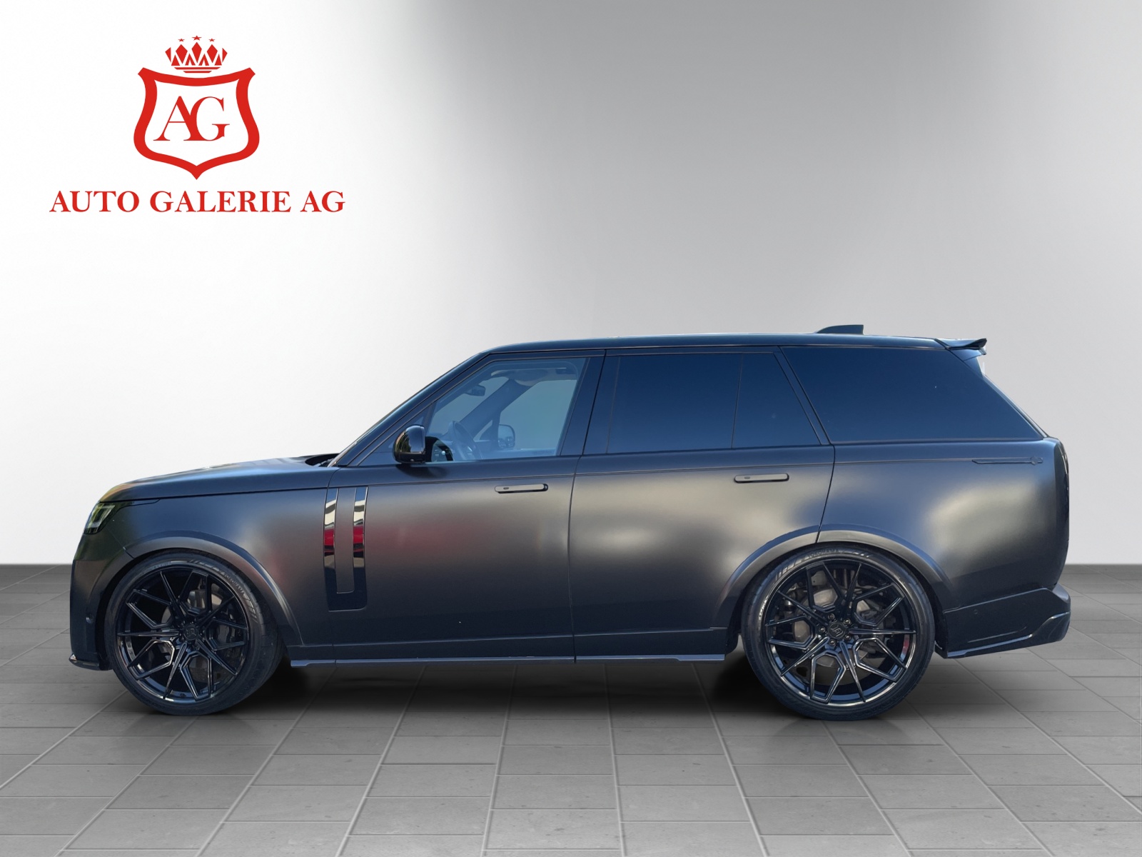 LAND ROVER Range Rover D300 3.0D I6 MHEV HSE Automatic *URBAN*-showroom-element-2