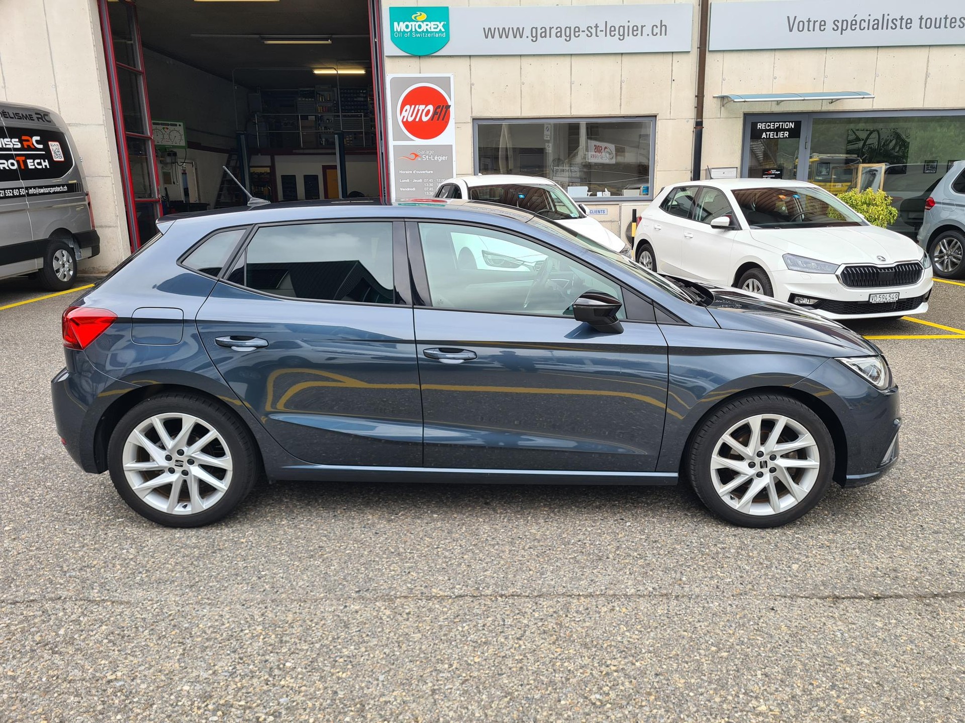 SEAT Ibiza 1.0 EcoTSI FR DSG-image-5