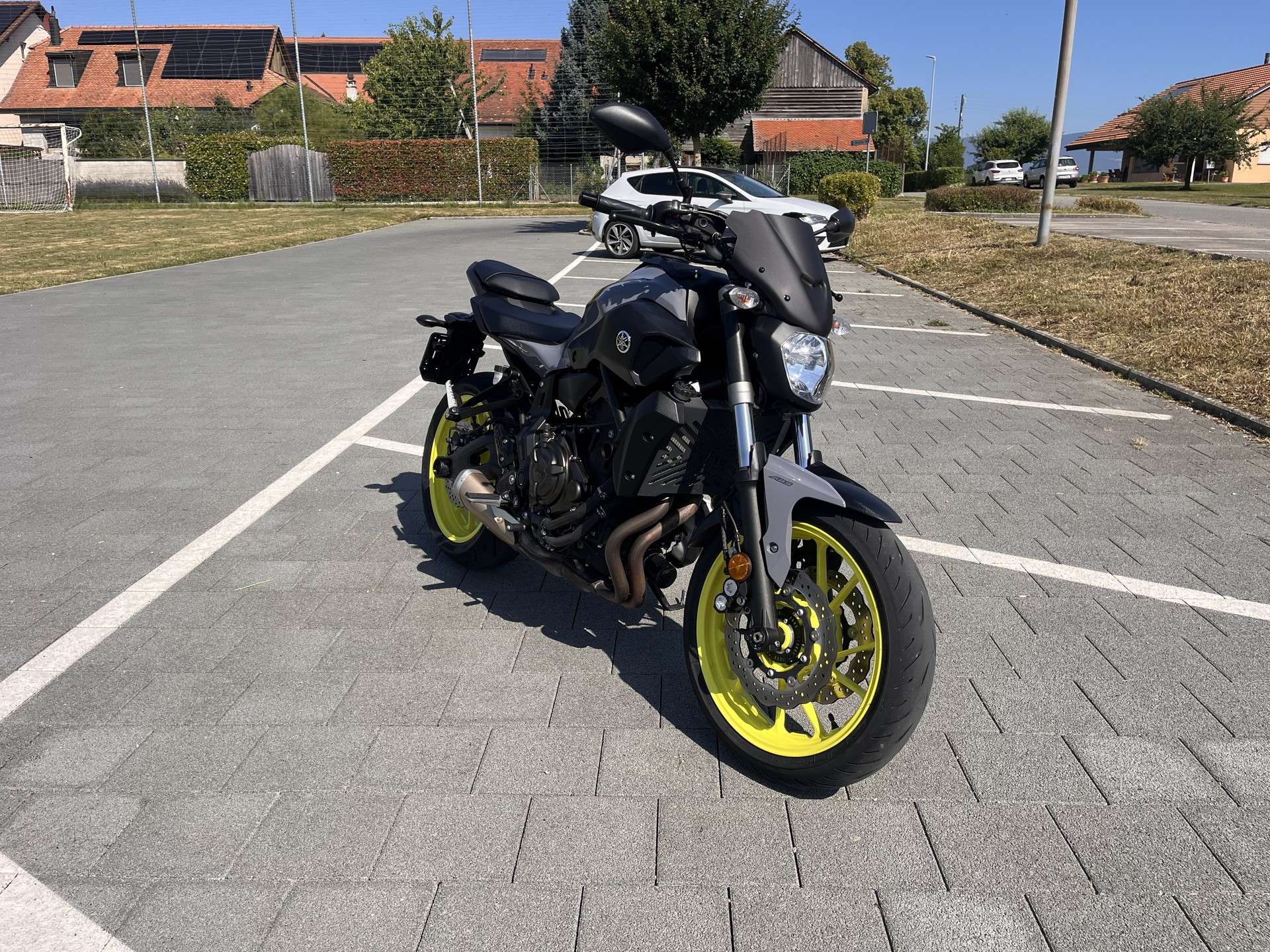 YAMAHA MT-07 ABS-image-5