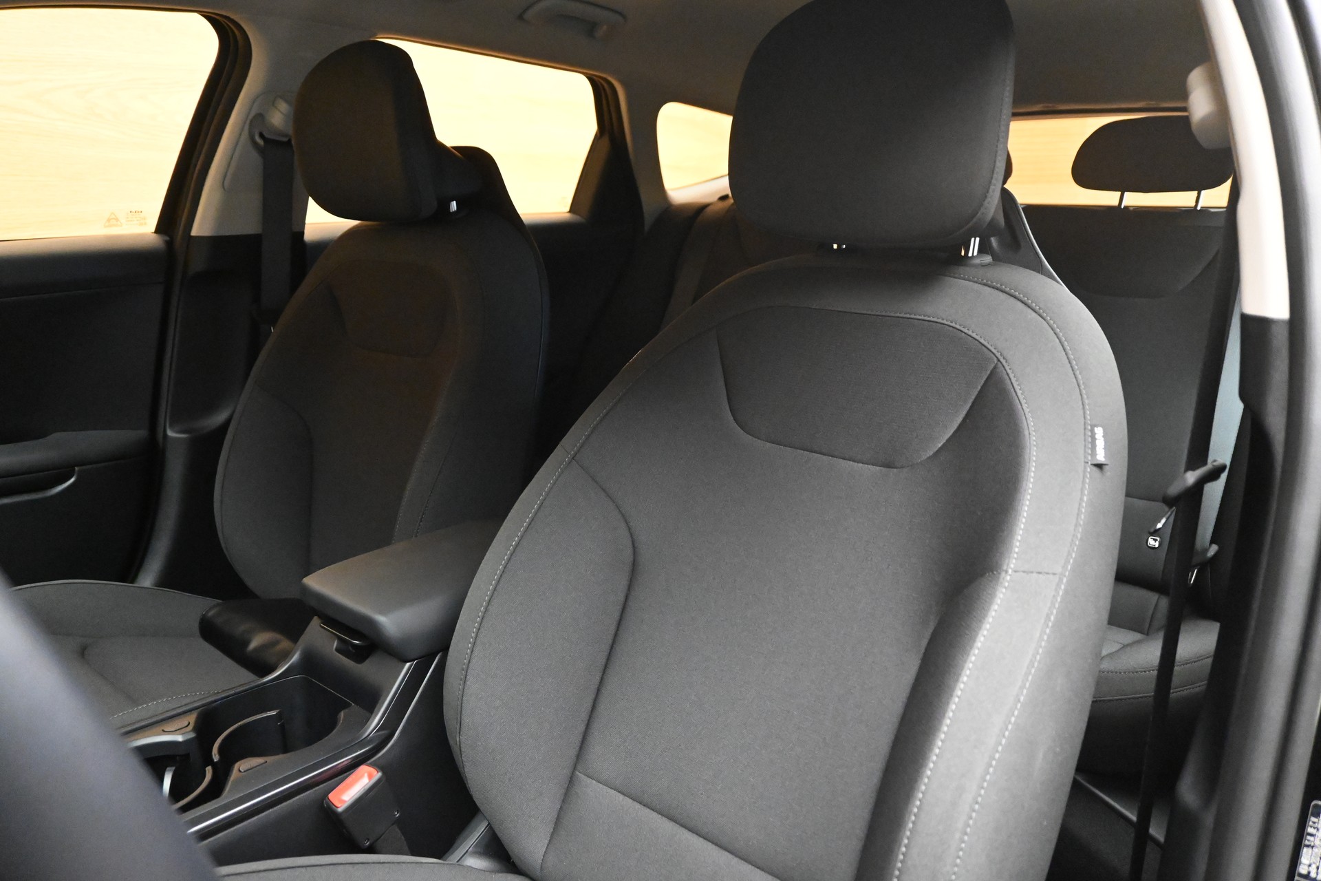 KIA K4 1.6 SW T-GDi Power 7DCT-image-4