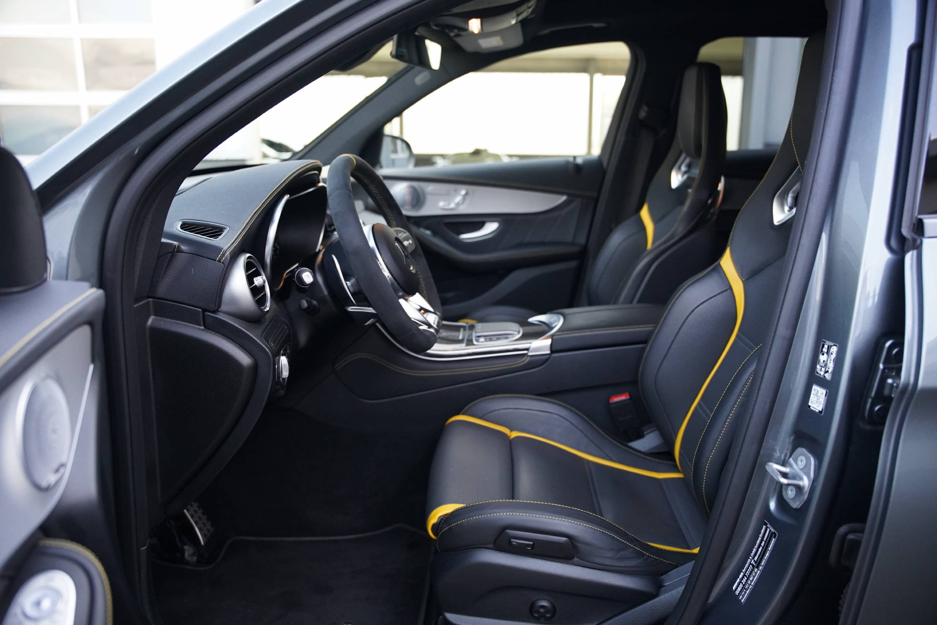 MERCEDES-BENZ GLC 63 S AMG 4m+-image-7