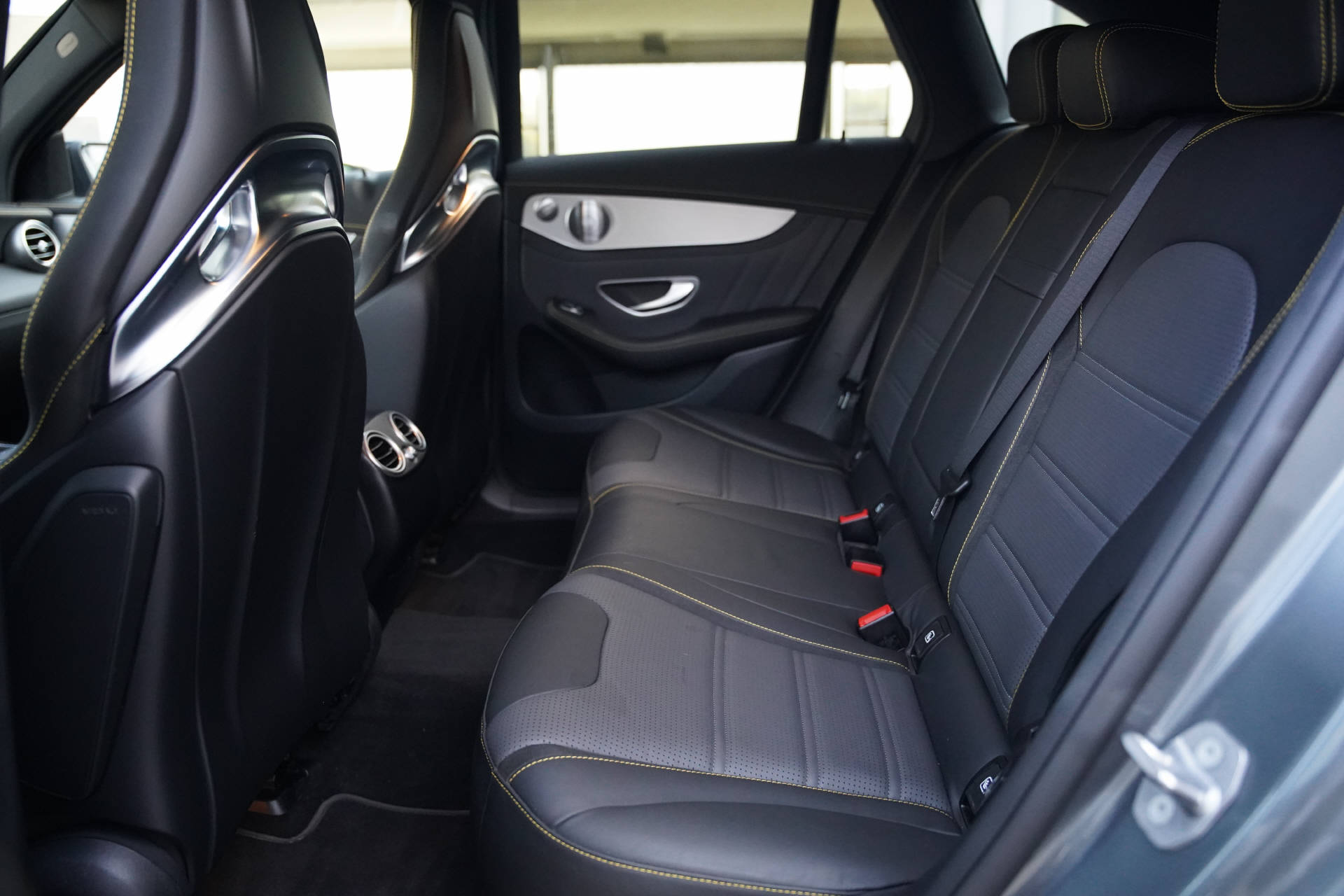 MERCEDES-BENZ GLC 63 S AMG 4m+-image-10