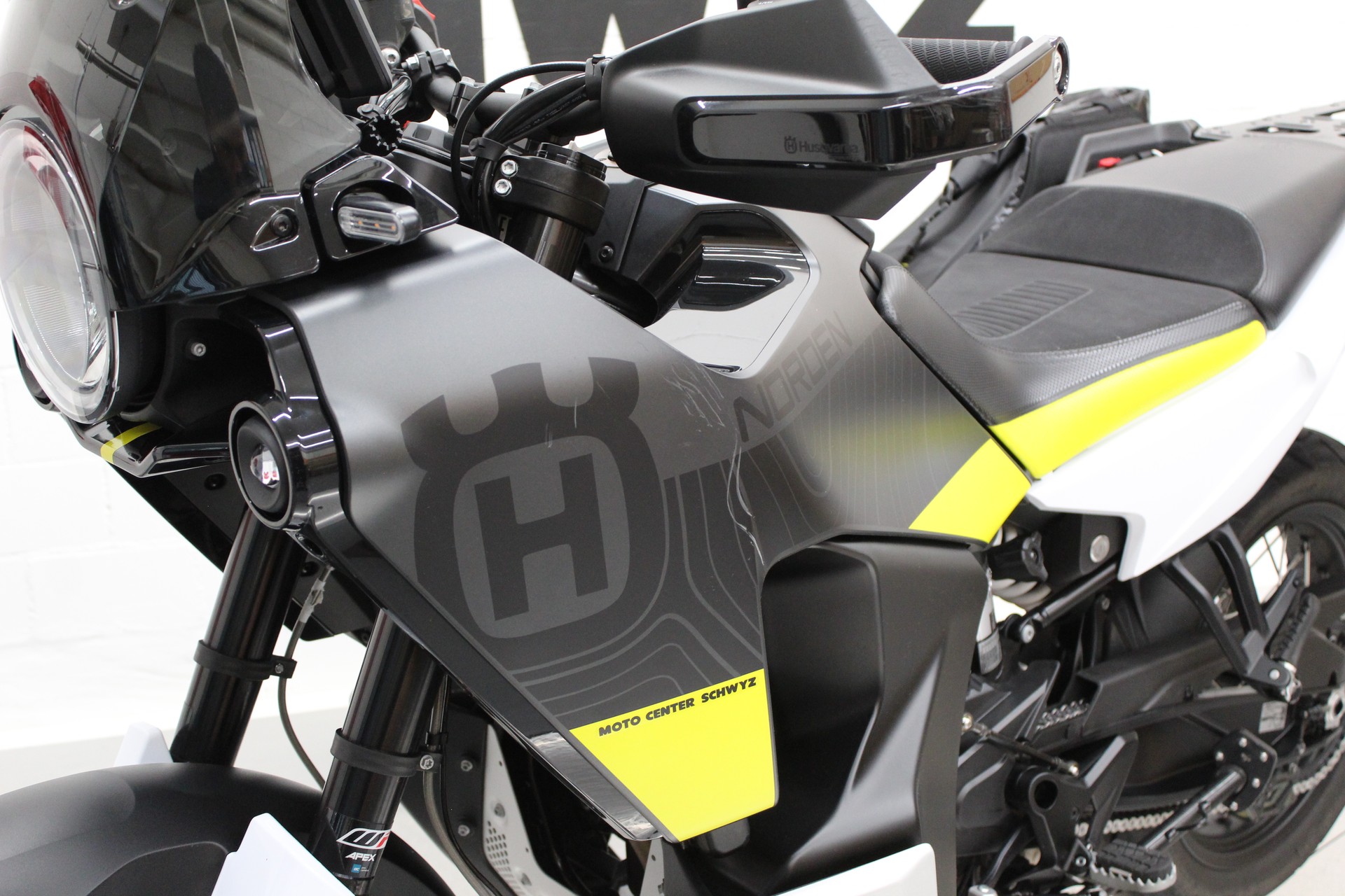 HUSQVARNA Norden 901-image-6