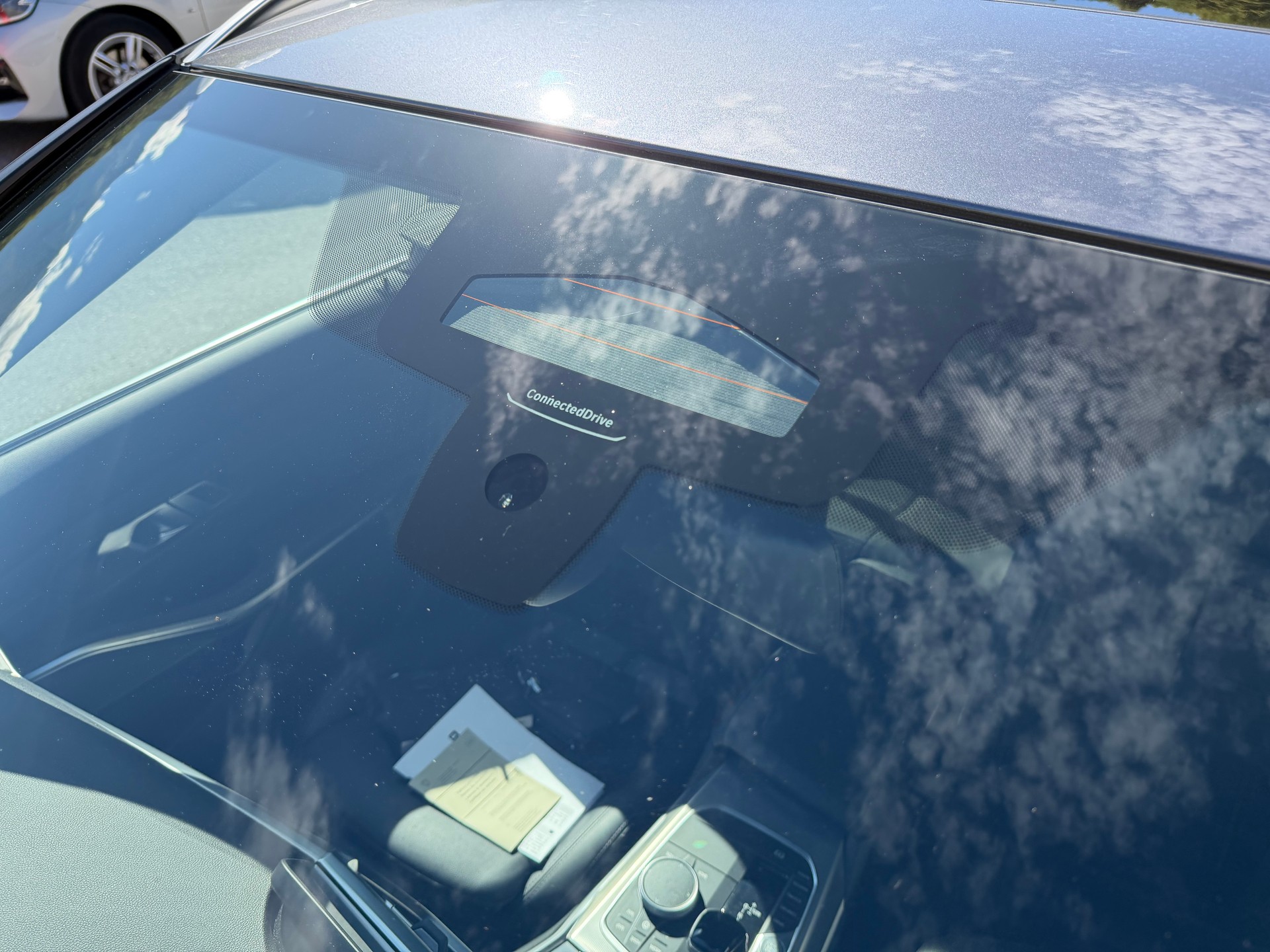 BMW 320d xDrive Touring M Sport Steptronic ATTELAGE 1800kg-image-17