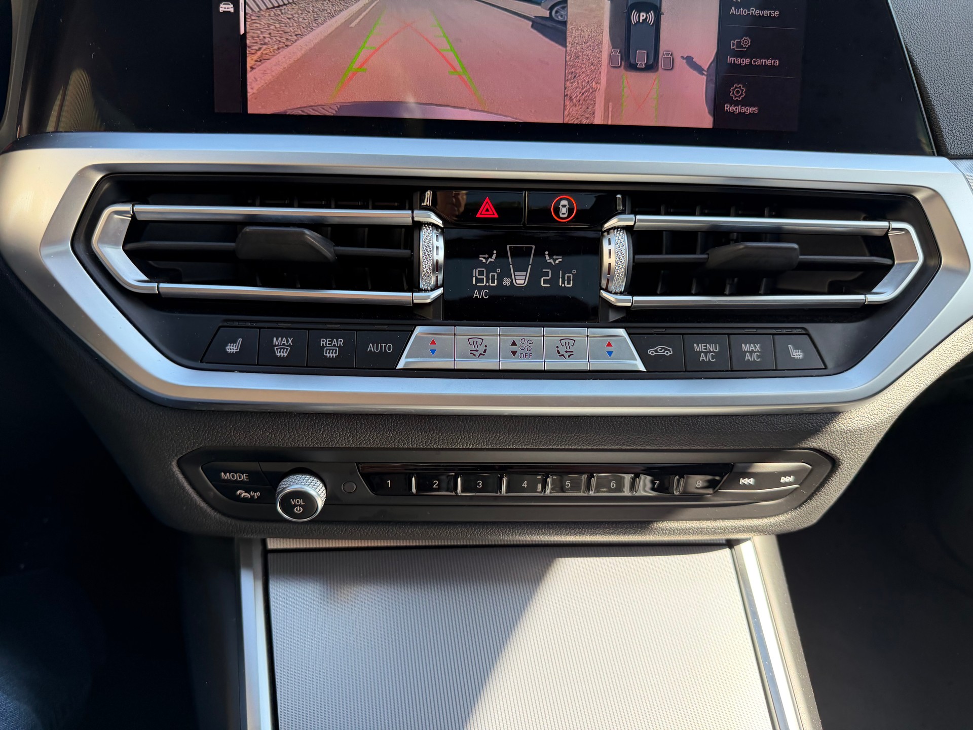 BMW 320d xDrive Touring M Sport Steptronic ATTELAGE 1800kg-image-29