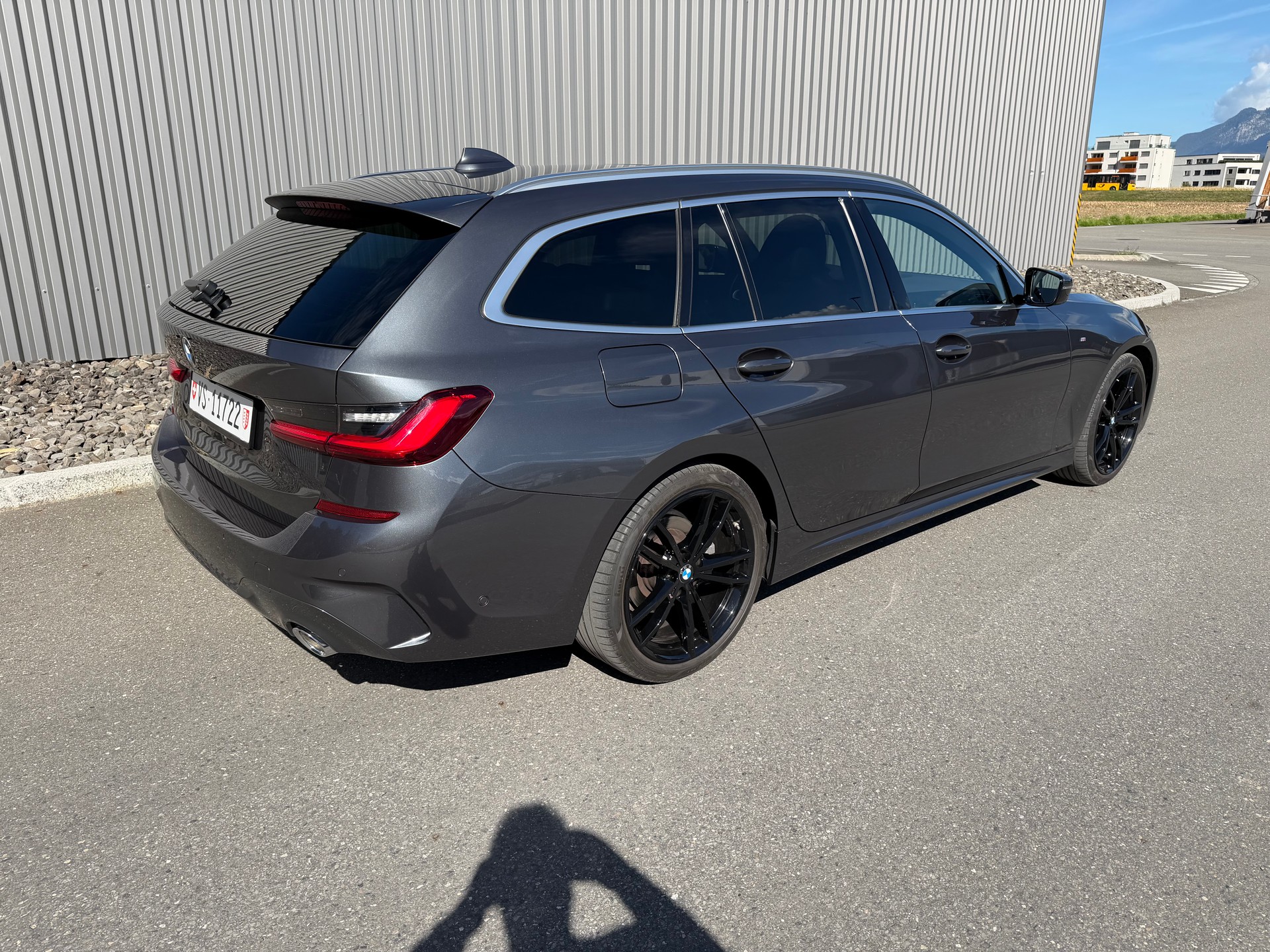 BMW 320d xDrive Touring M Sport Steptronic ATTELAGE 1800kg-image-7