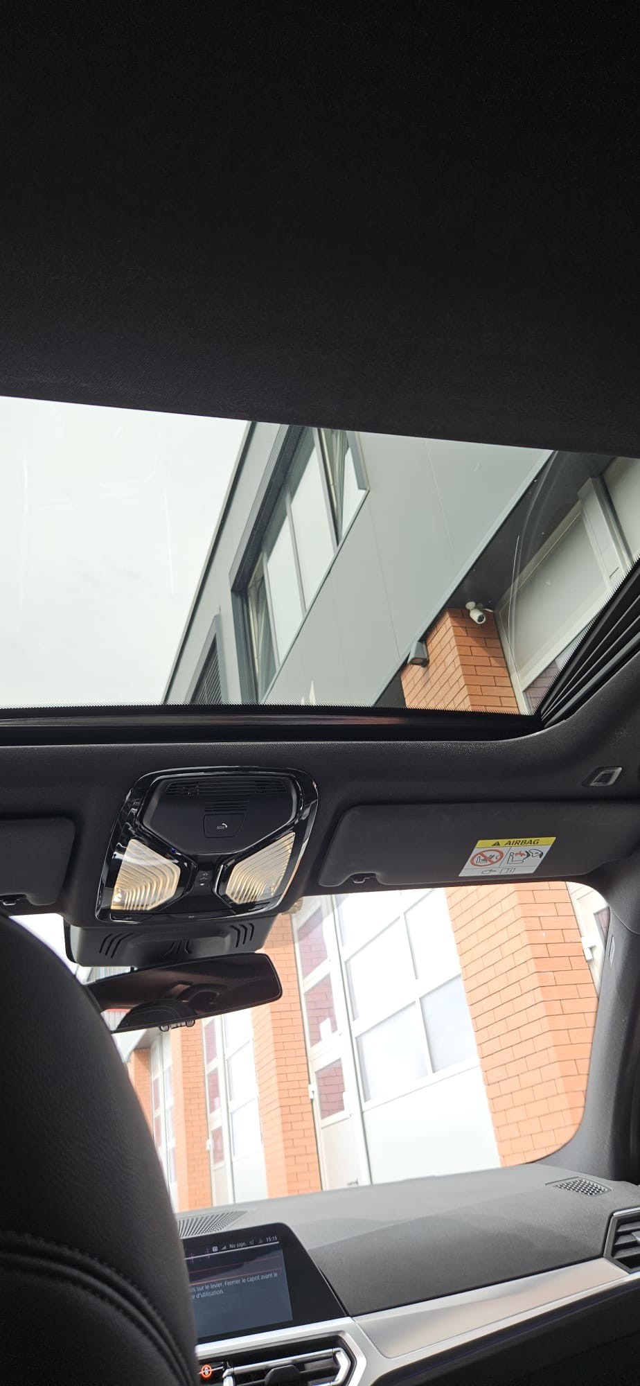 BMW 320d xDrive Touring M Sport Steptronic-image-21