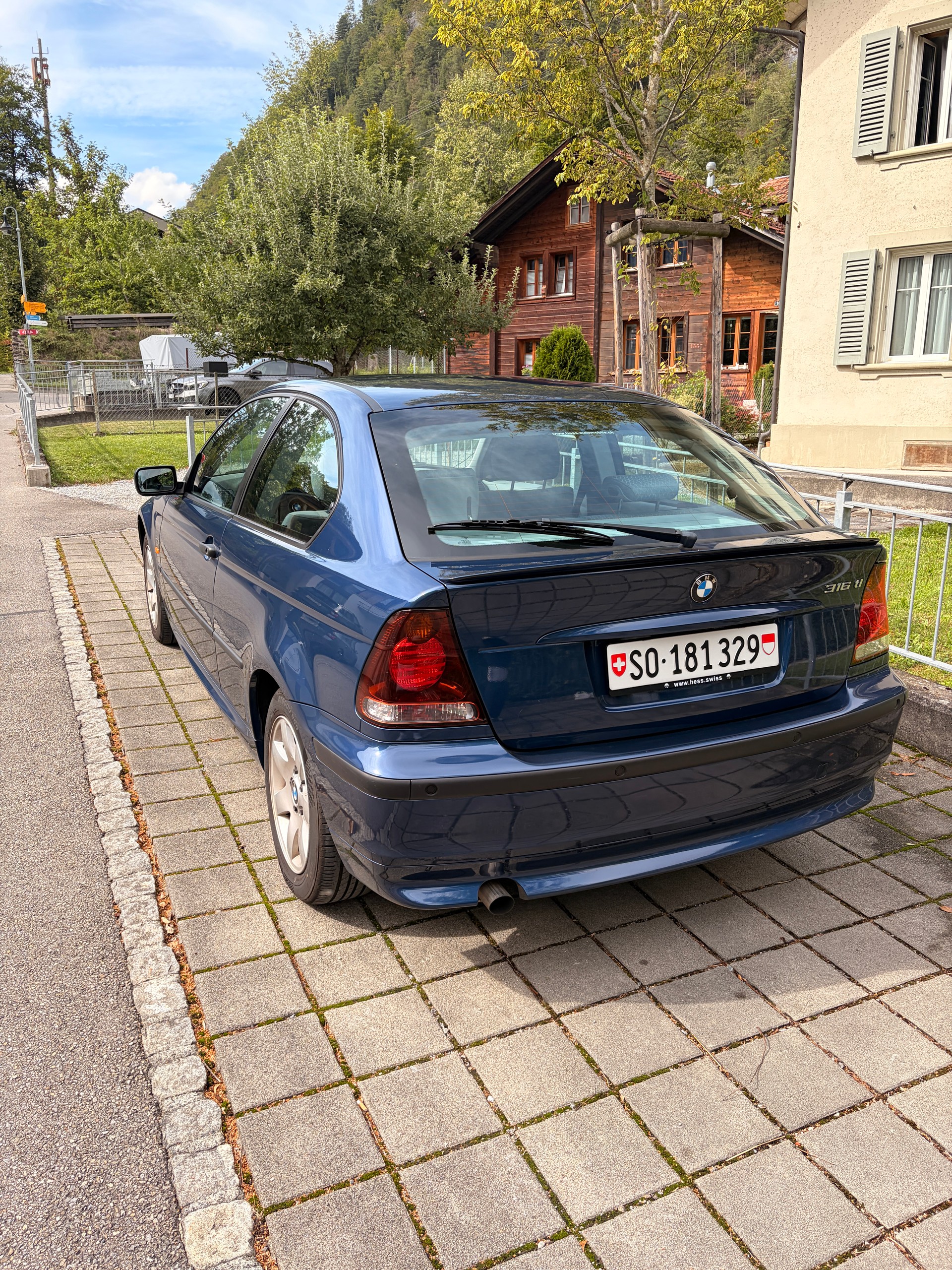 BMW 316ti