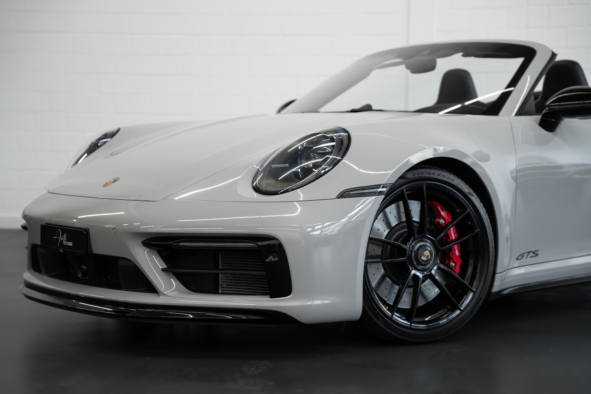 PORSCHE 911 Carrera GTS Cabriolet PDK-image-4