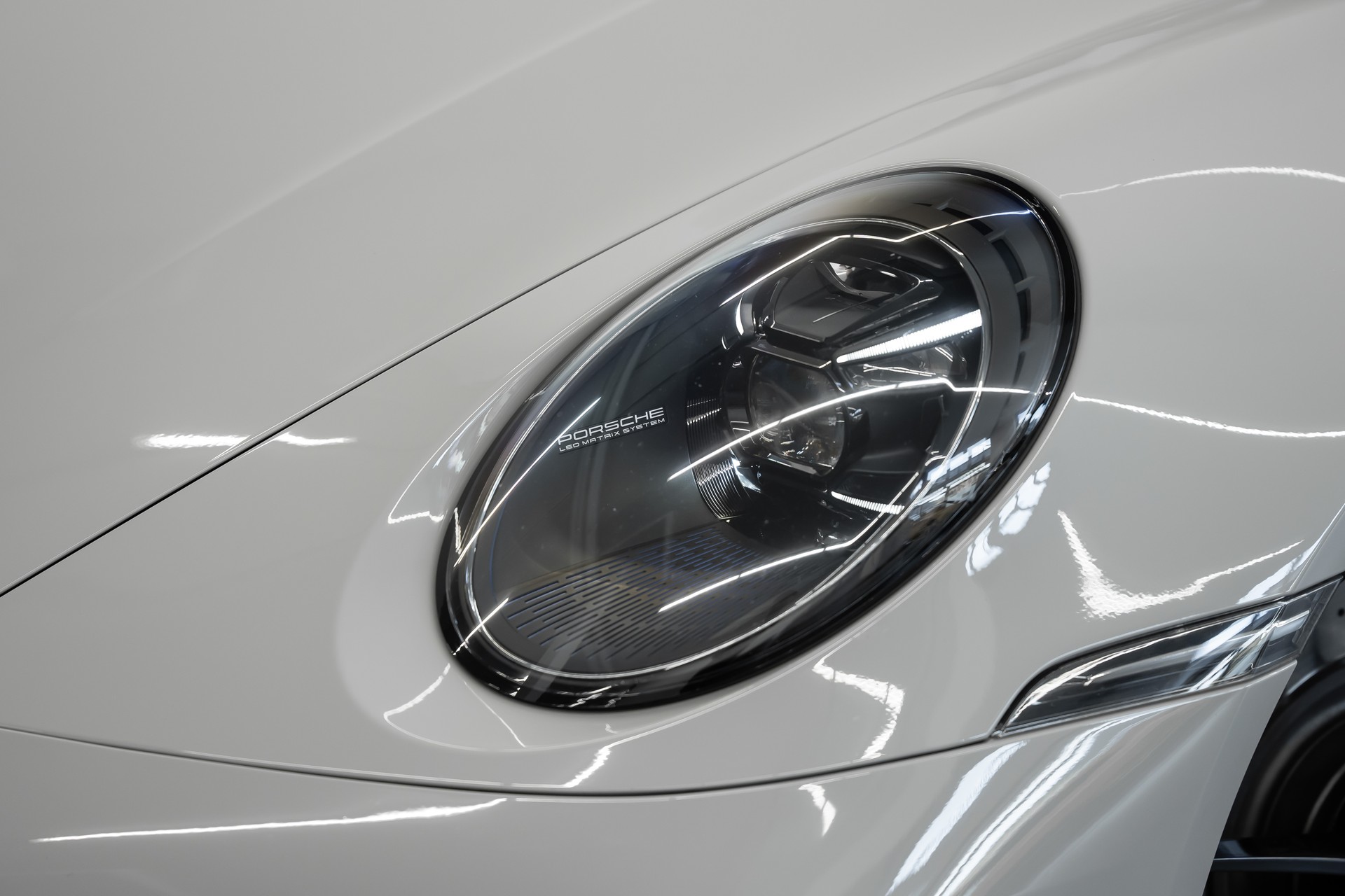 PORSCHE 911 Carrera GTS Cabriolet PDK-image-30