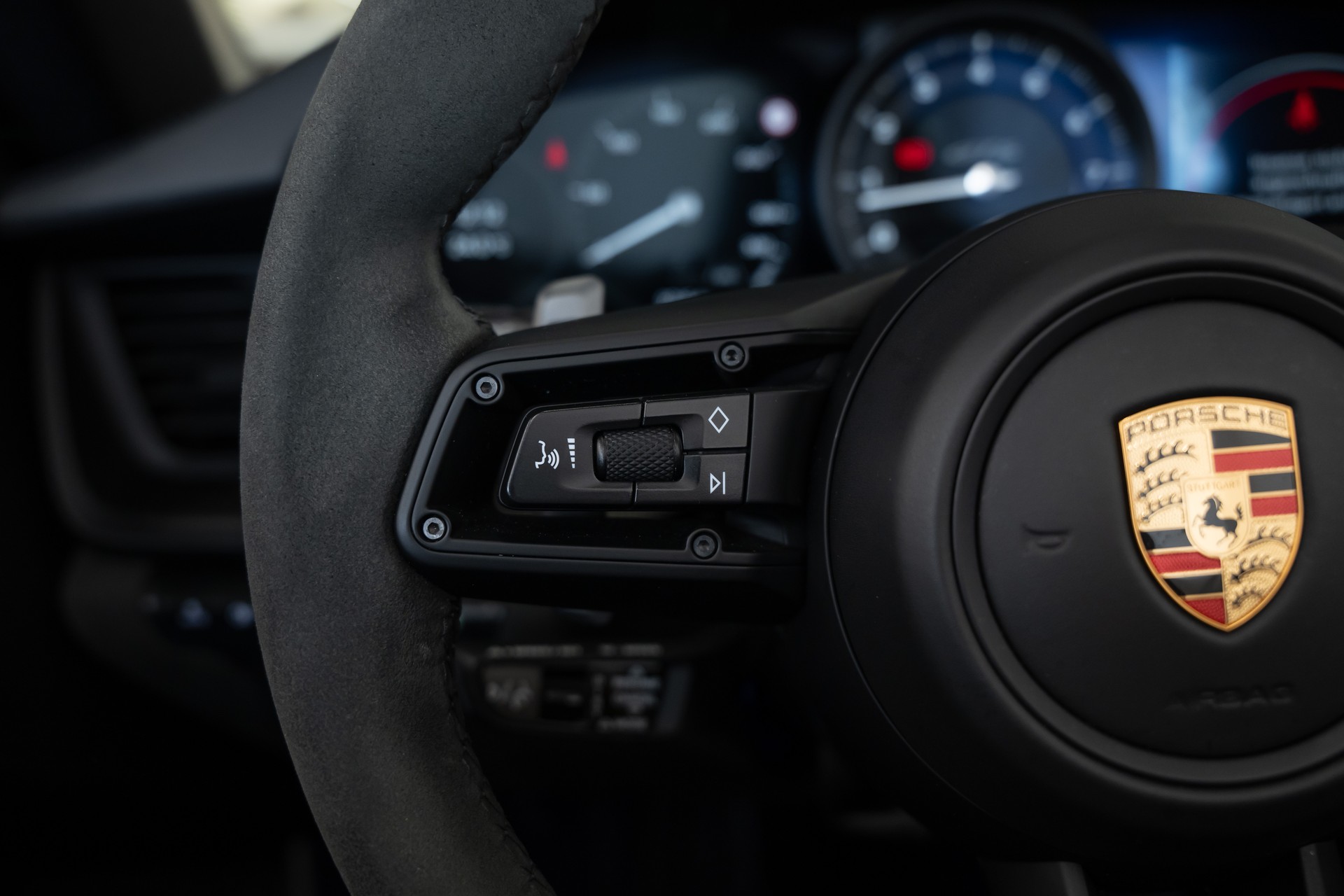 PORSCHE 911 Carrera GTS Cabriolet PDK-image-20