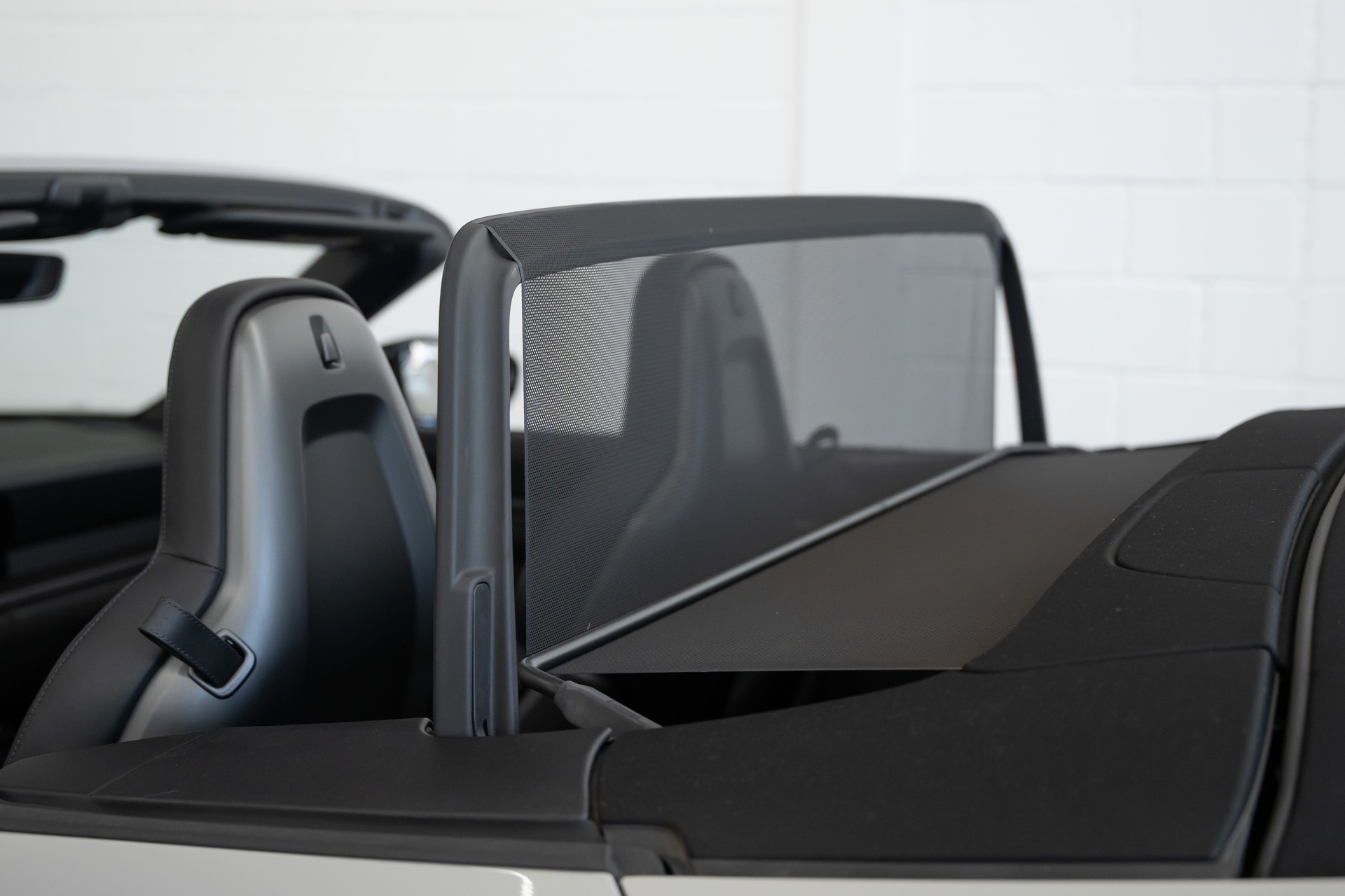 PORSCHE 911 Carrera GTS Cabriolet PDK-image-17