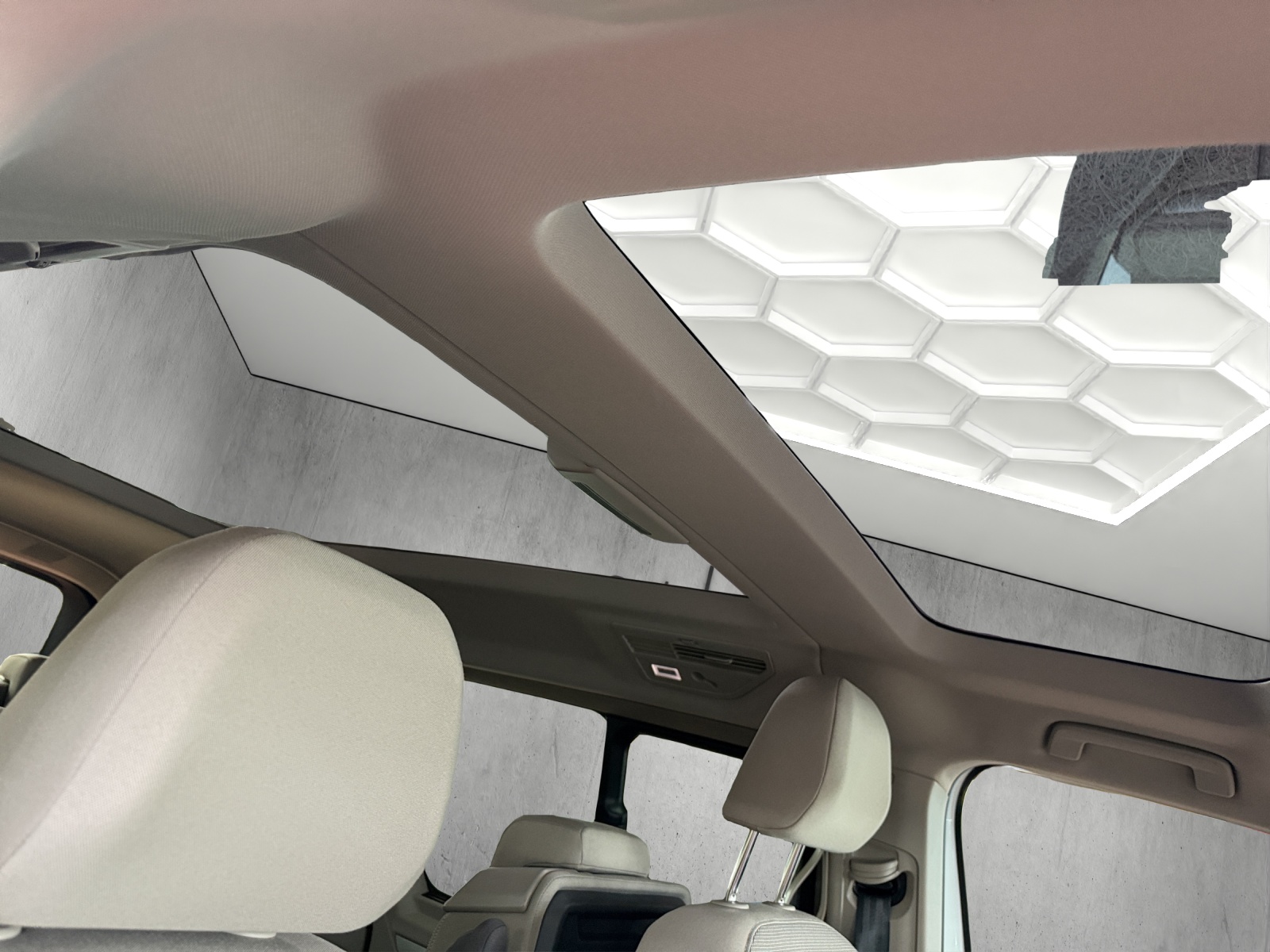 VW Multivan 1.5 eHybrid Life Edition 4Motion DSG-image-9