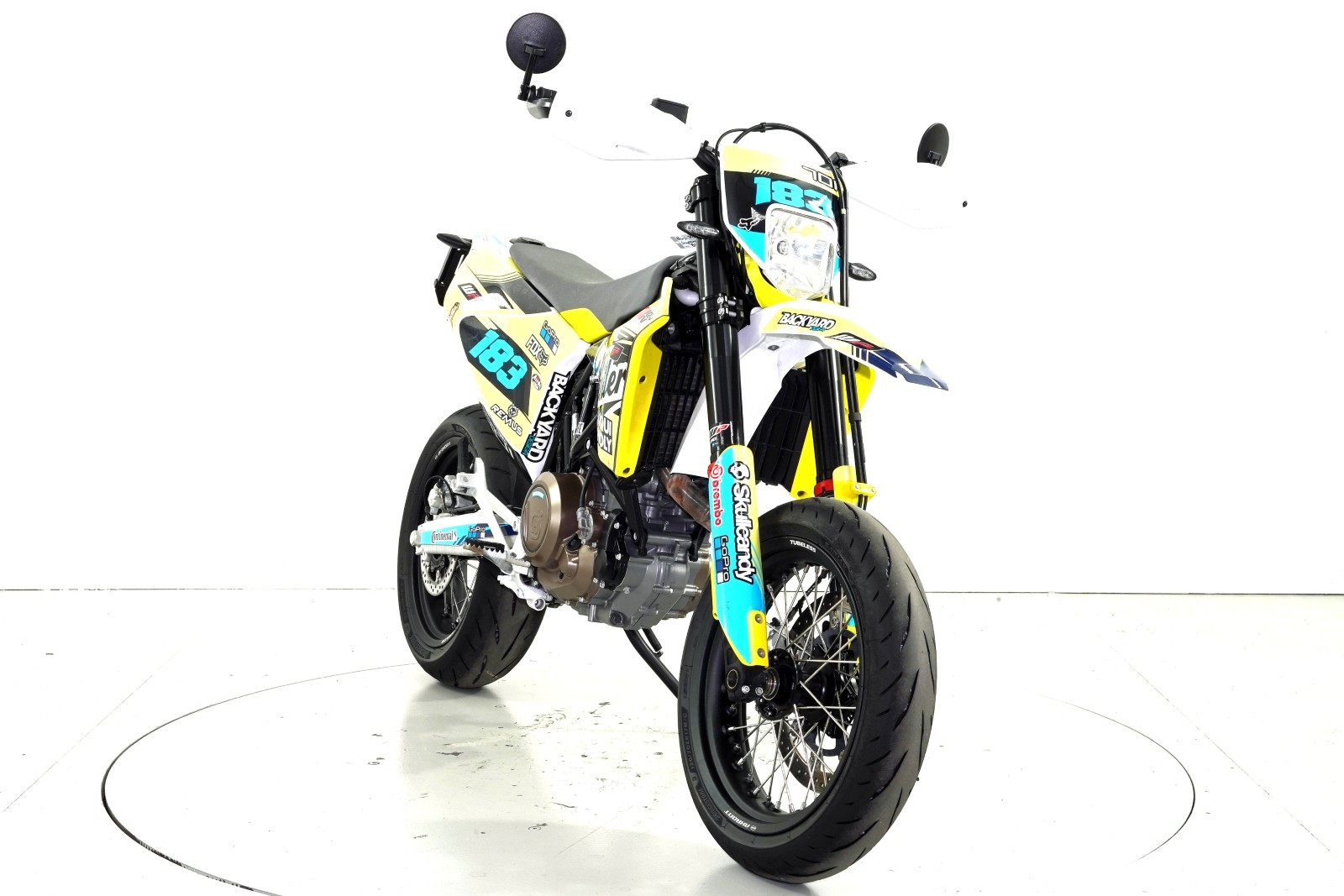 HUSQVARNA 701 Supermoto ABS-image-1