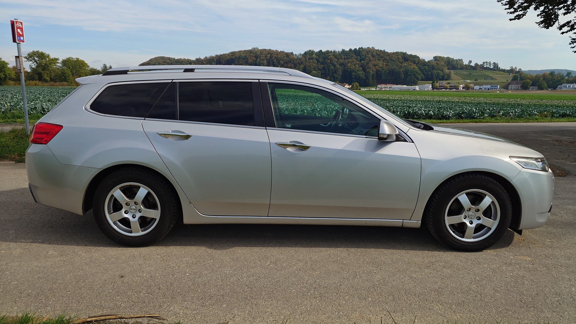 HONDA Accord Tourer 2.2 i-CTDi Executive-image-7