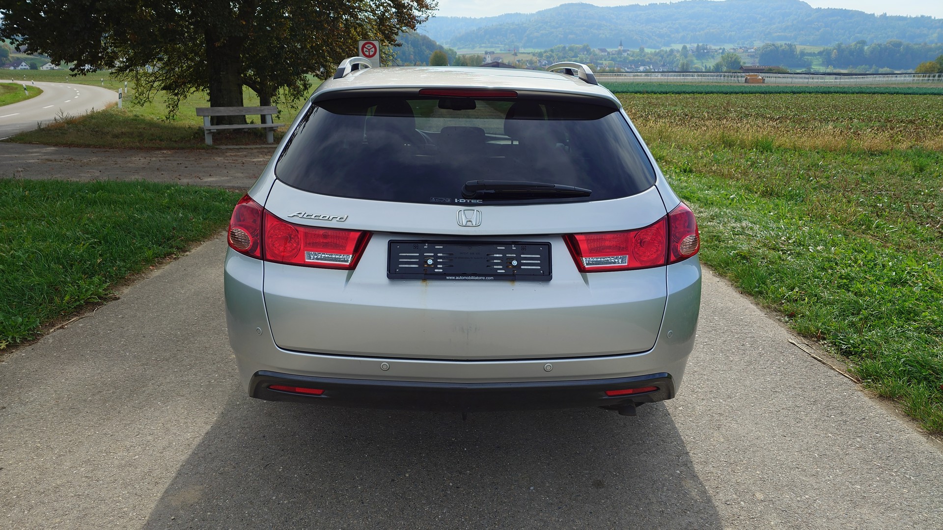 HONDA Accord Tourer 2.2 i-CTDi Executive-image-4