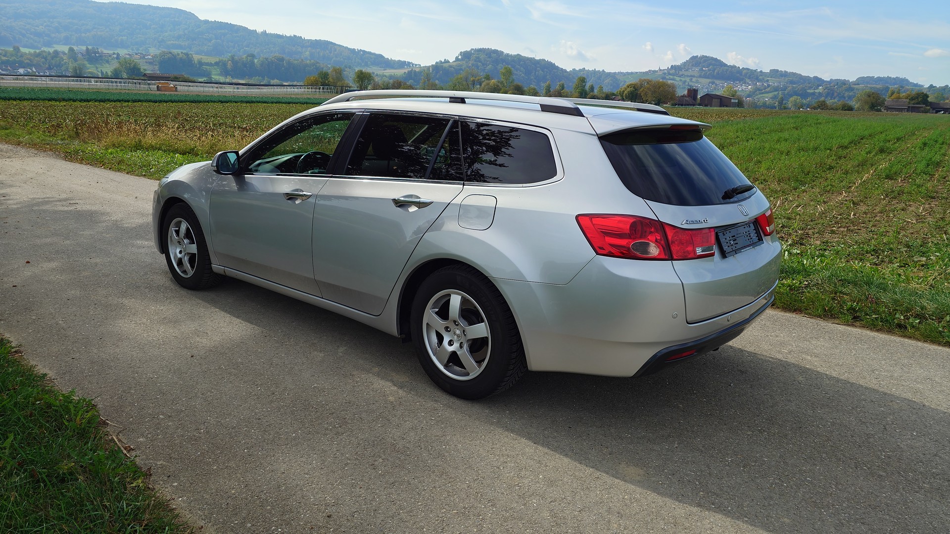 HONDA Accord Tourer 2.2 i-CTDi Executive-showroom-element-3