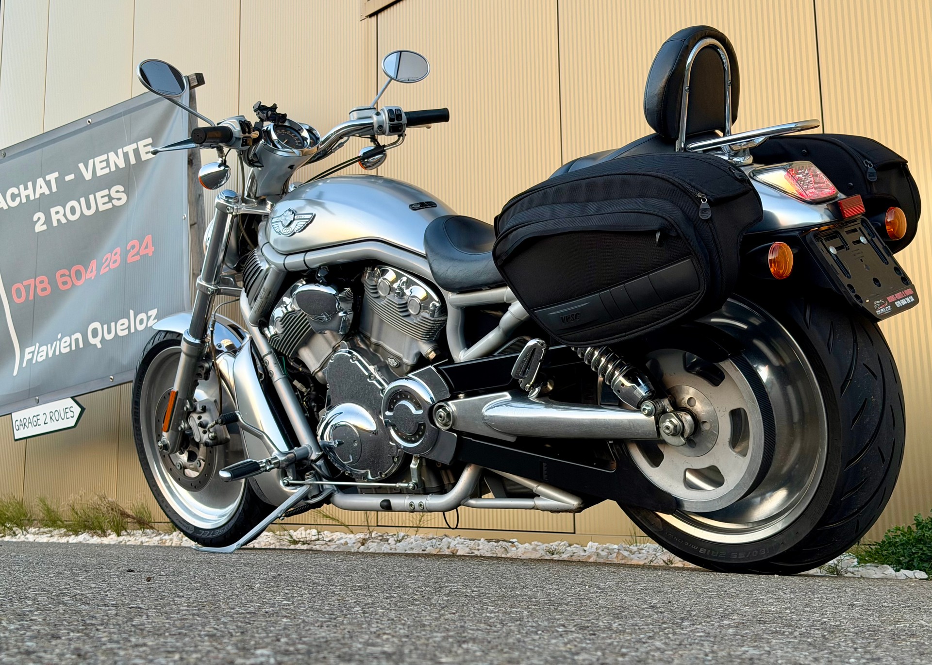 HARLEY-DAVIDSON VRSCA V-Rod 1200-image-11