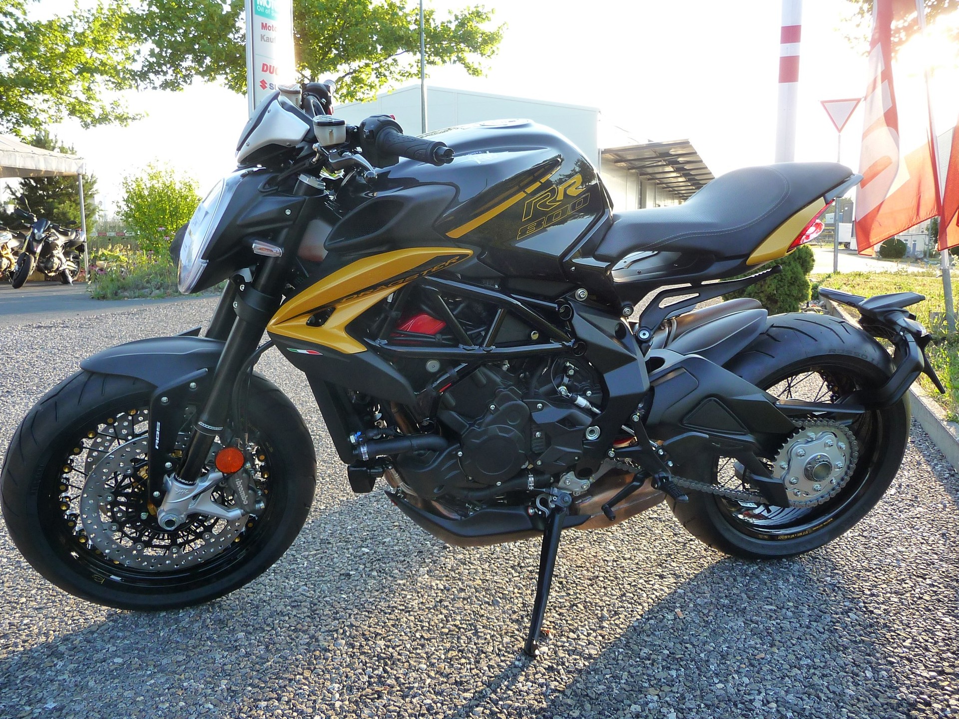 MV AGUSTA Dragster 800 RR ABS-image-3