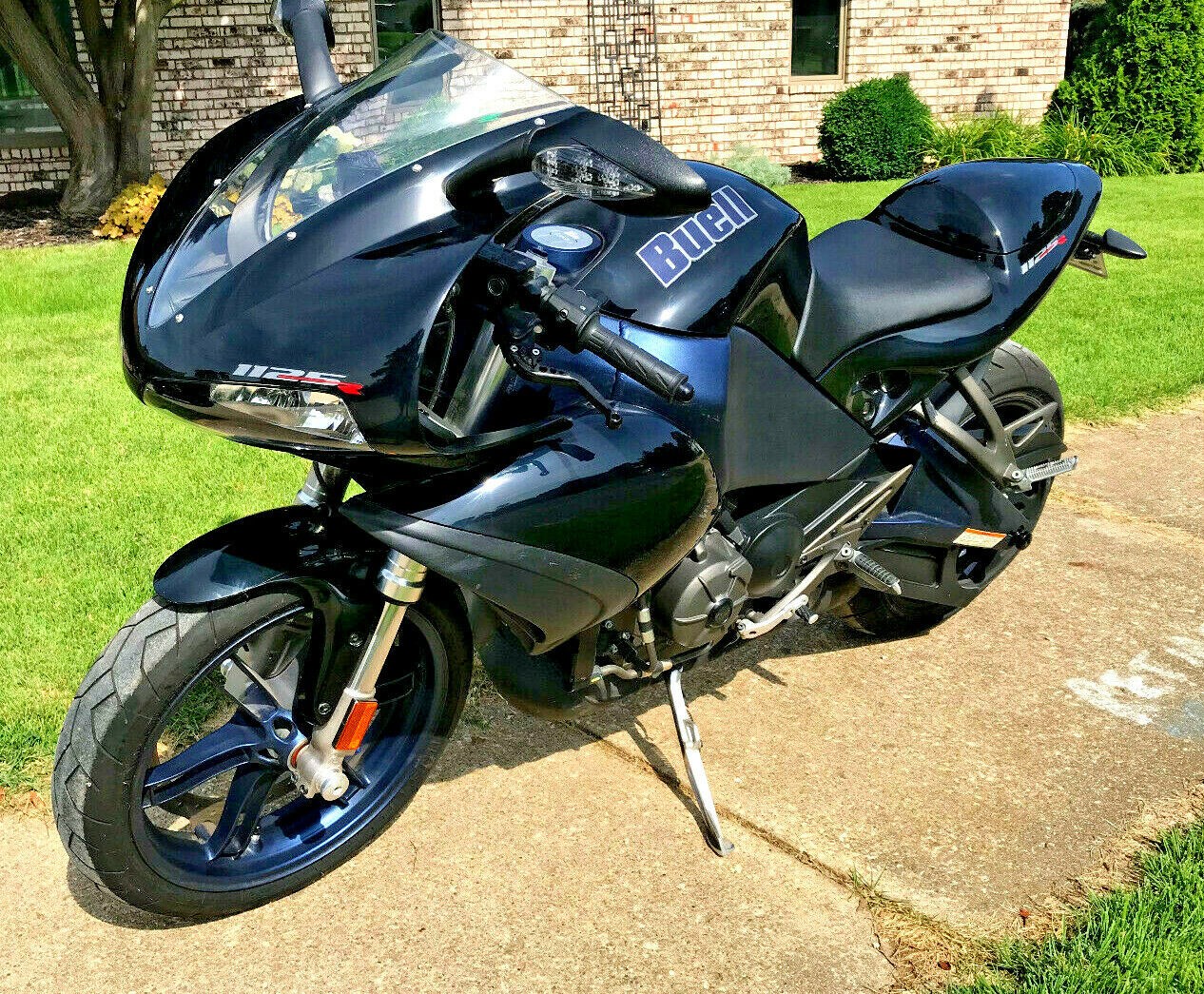 BUELL 1125 R-image-1