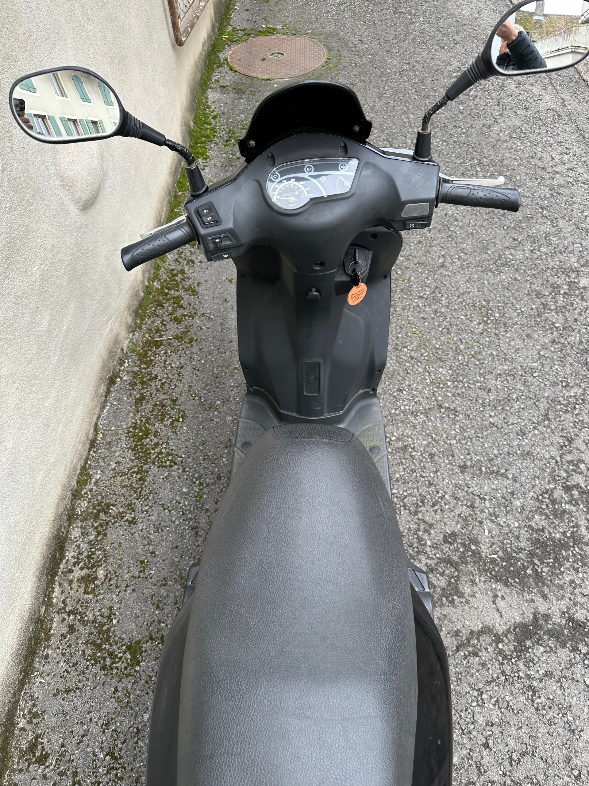 SYM 125-image-4
