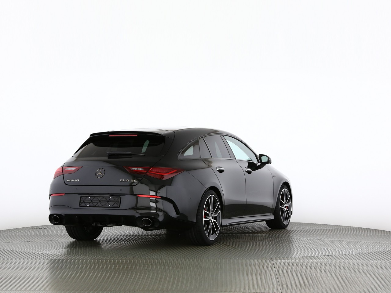 MERCEDES-BENZ CLA Shooting Brake 35 AMG 4Matic 8G-DCT-showroom-element-2