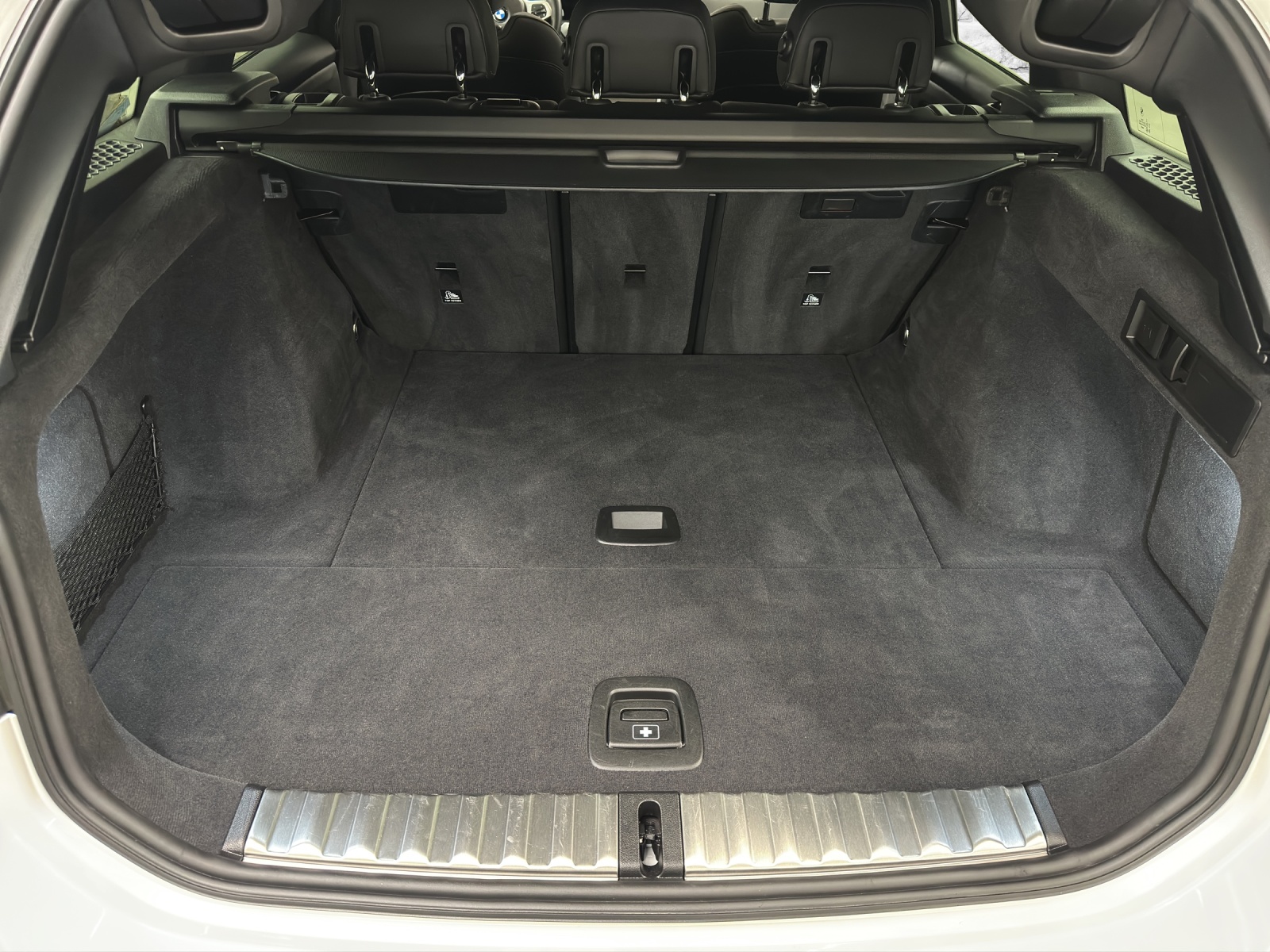 BMW 320d xDr 48V Tour M Sport-image-16