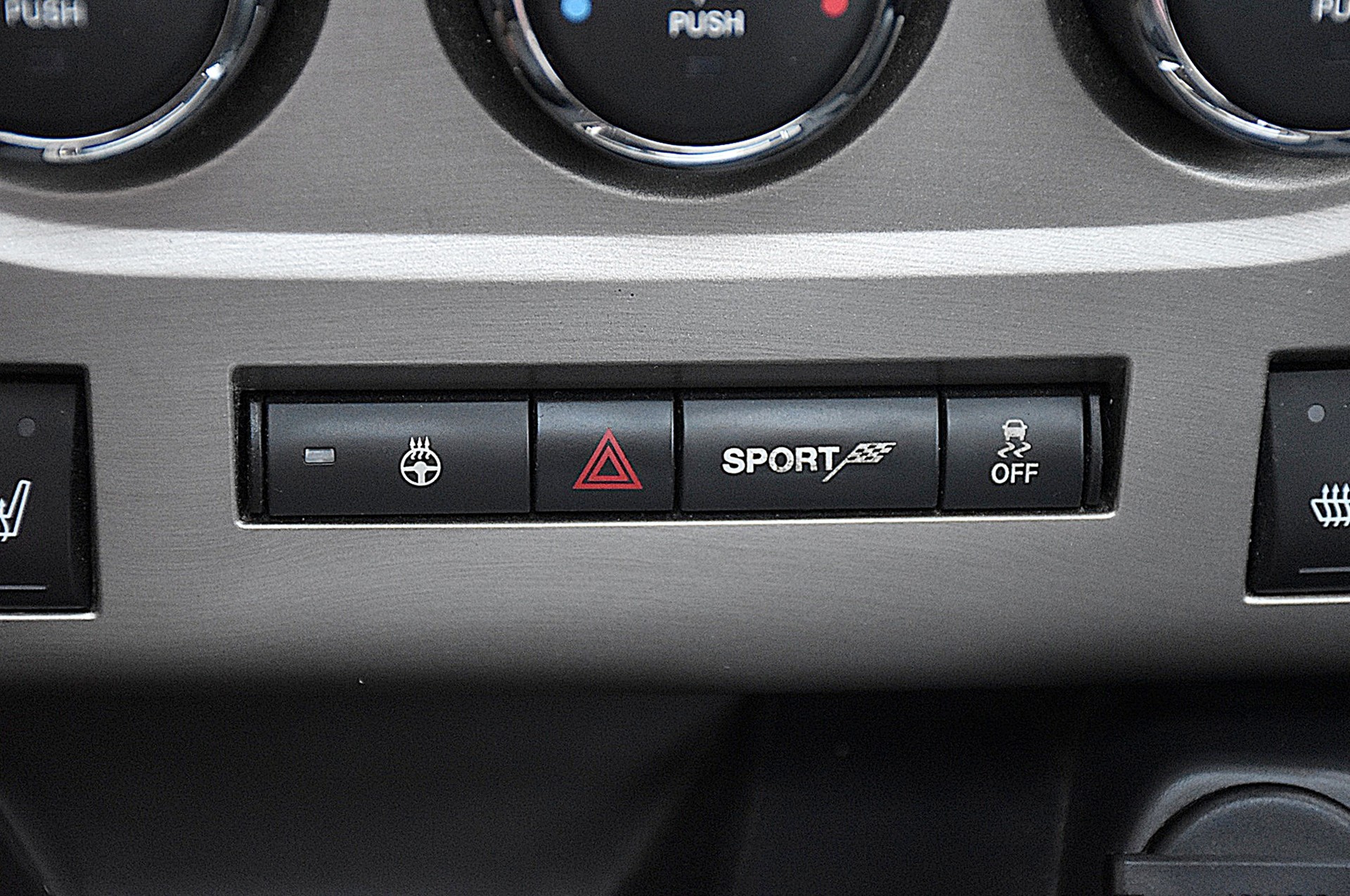 DODGE CHALLENGER 6,4 SRT8 392 V8 HEMI AUT.-image-12