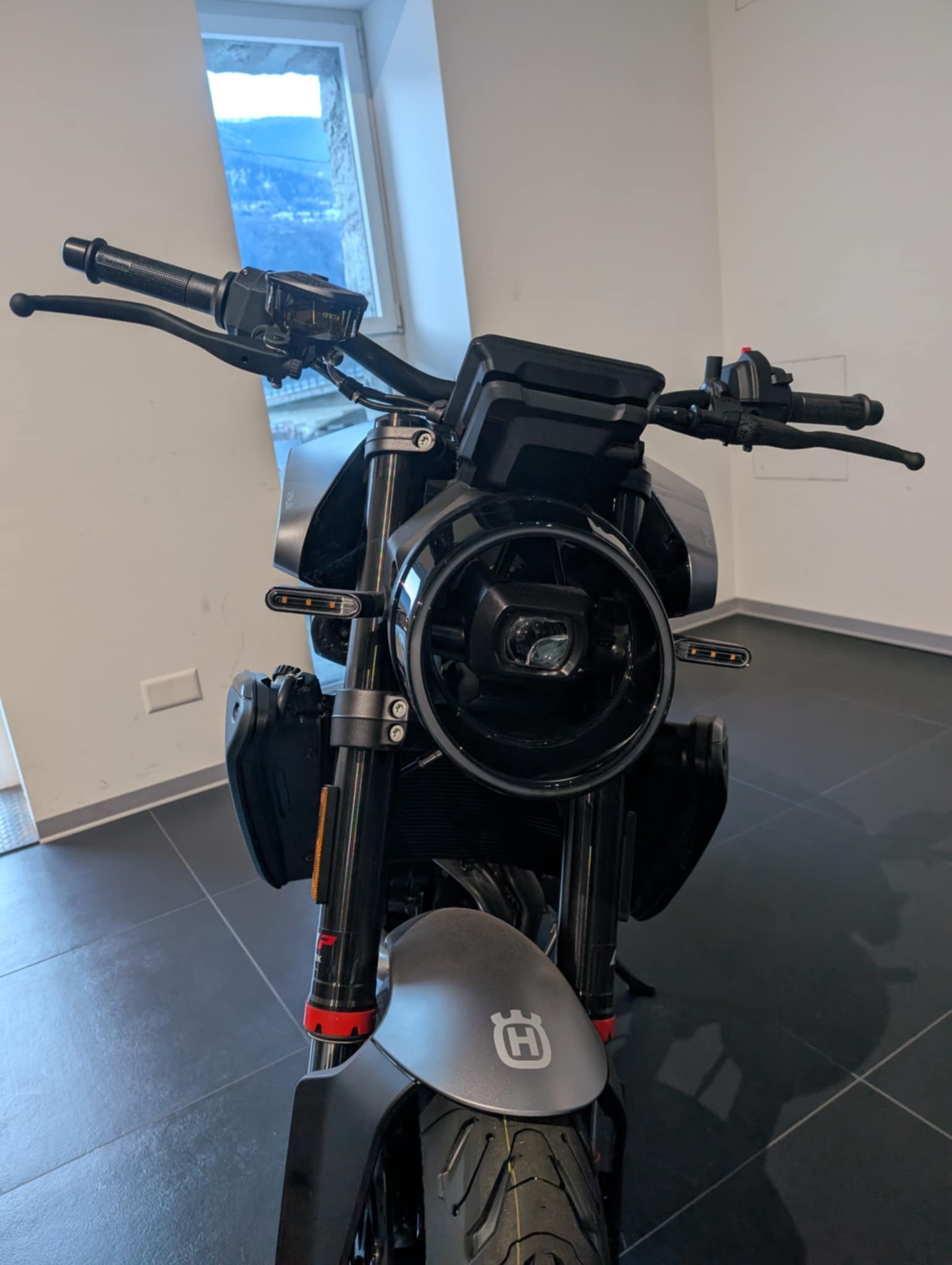 HUSQVARNA VITPILEN 801 L-image-2