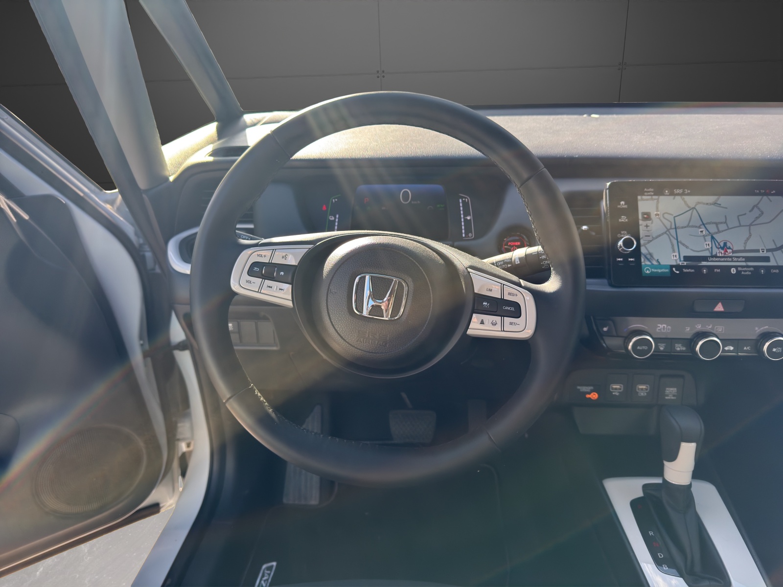 HONDA Jazz 1.5 i-MMD Elegance-image-9