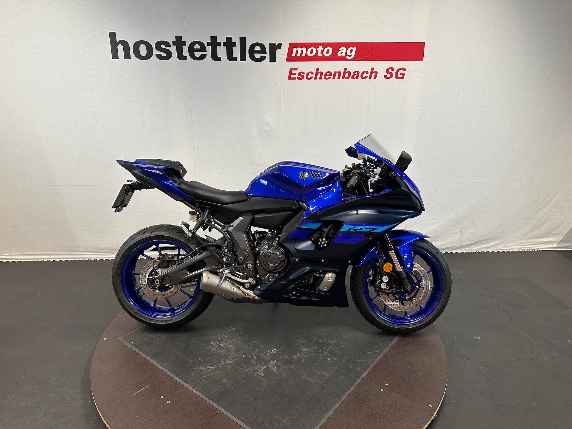 YAMAHA R7-image-1