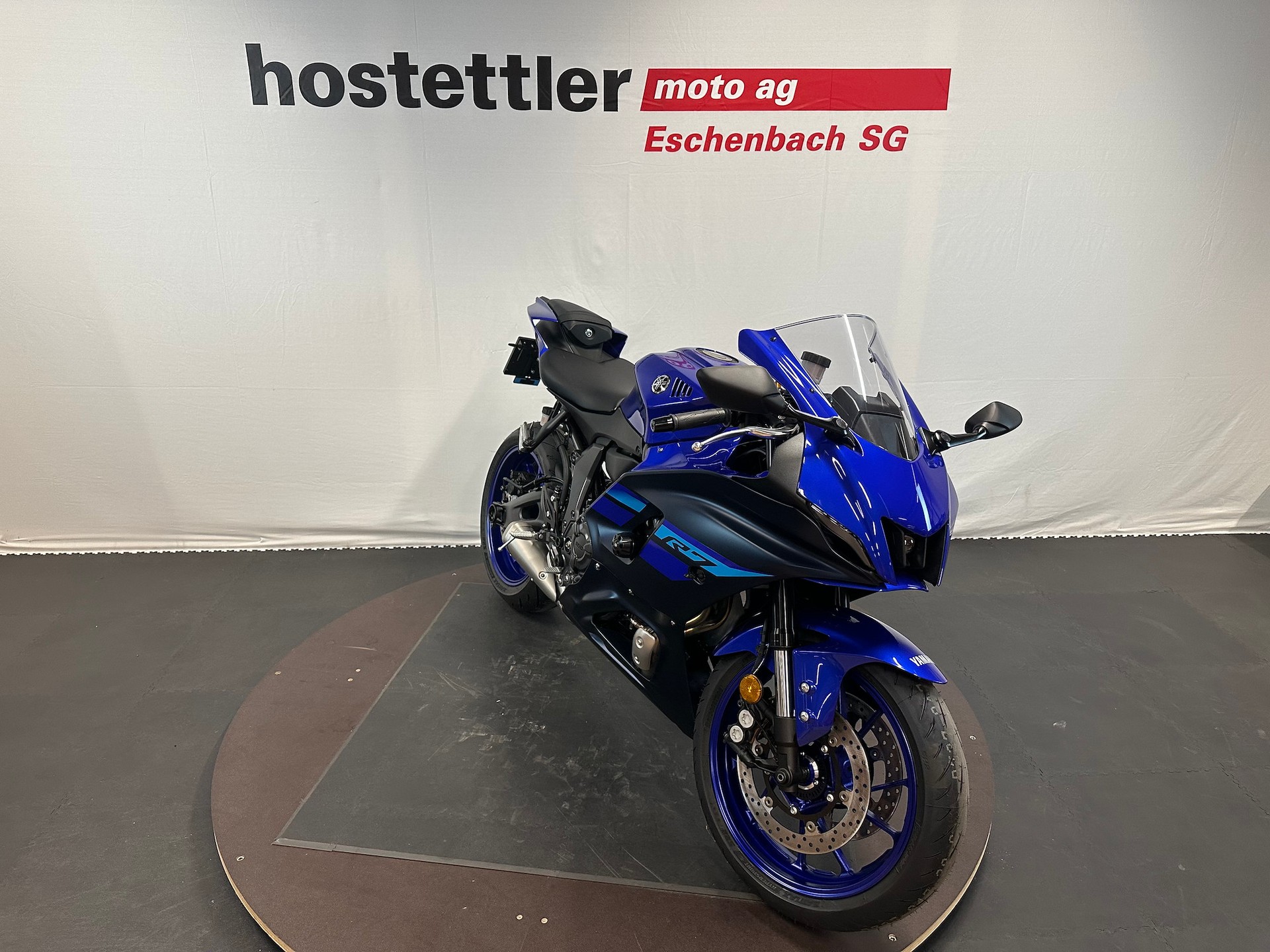 YAMAHA R7-image-0