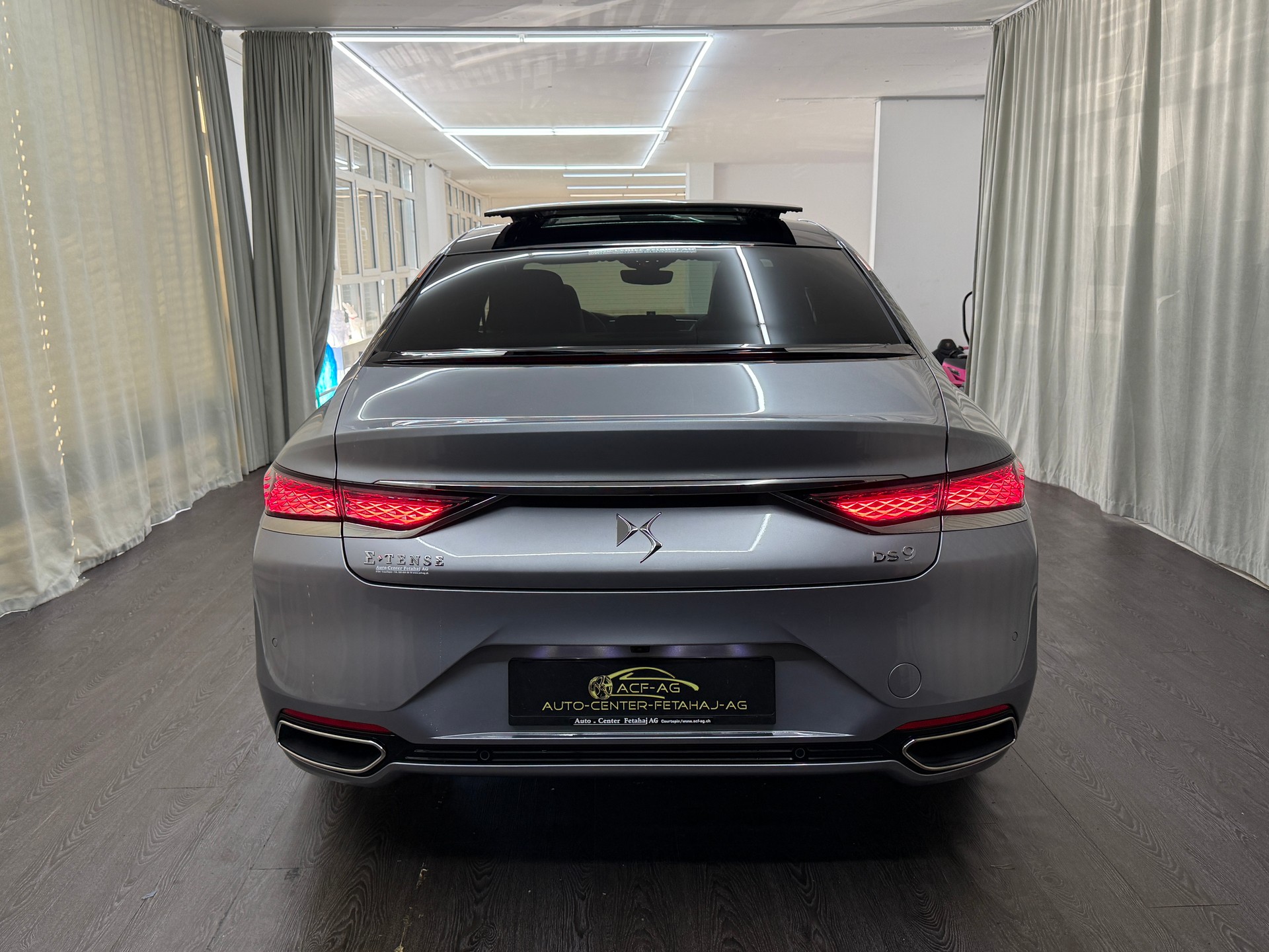 DS AUTOMOBILES DS 9 1.6 E-TENSE 225 Rivoli + e-EAT8-image-4