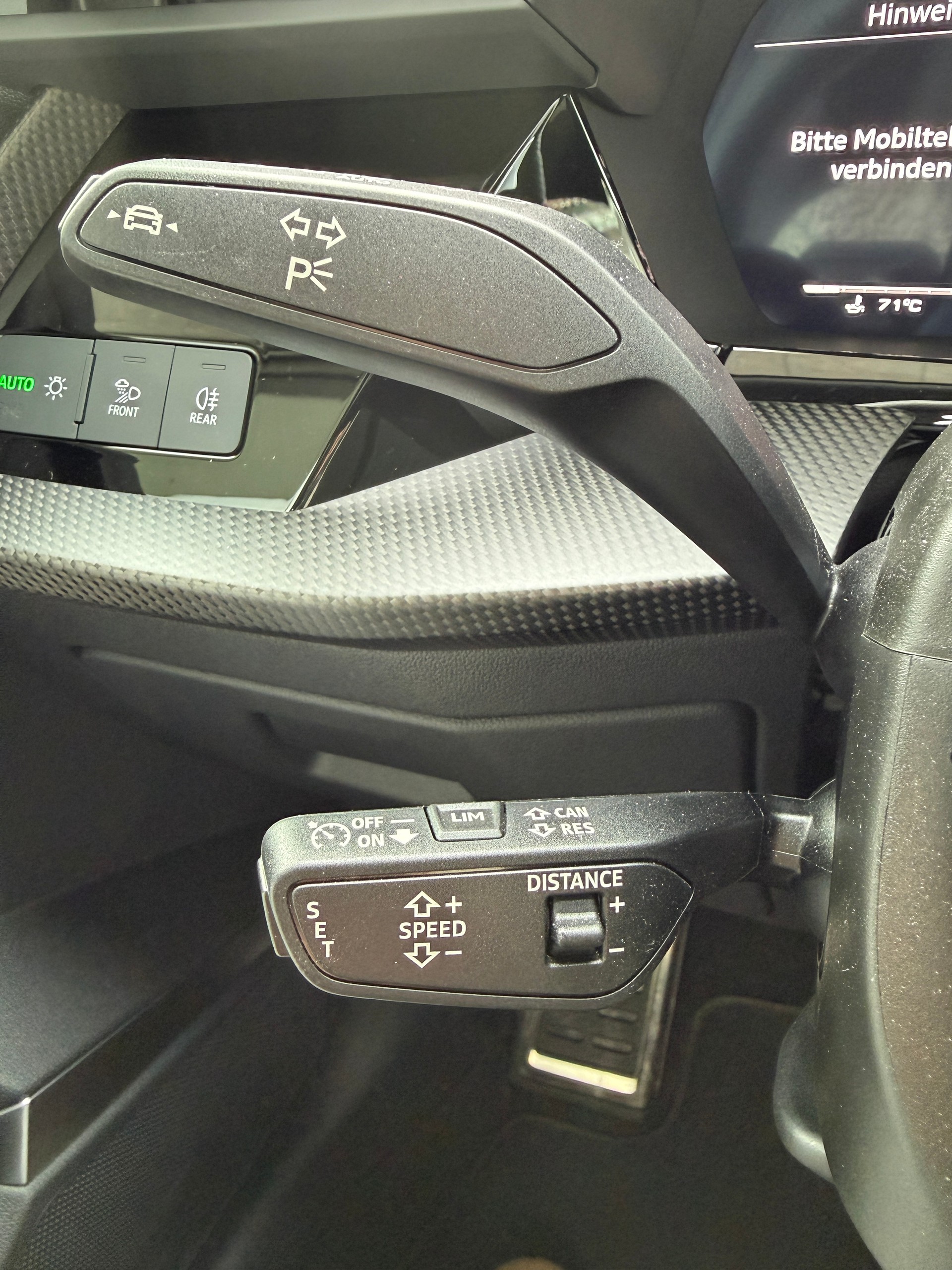 AUDI RS3 Sportback 2.5 TSI quattro S-tronic-image-23