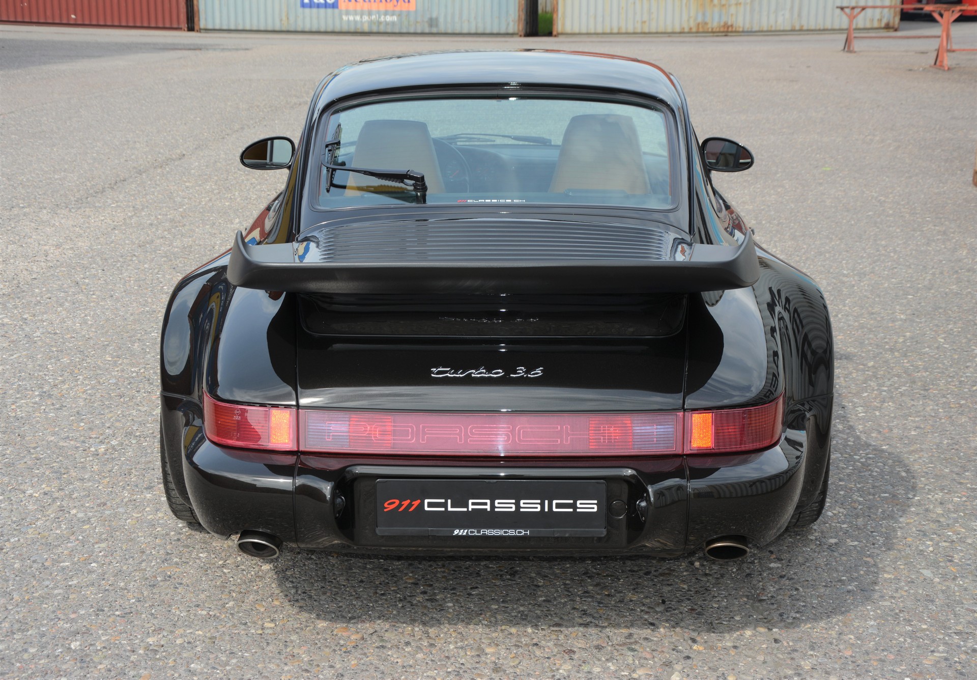 PORSCHE 911 Coupé 3.6 Turbo-image-12