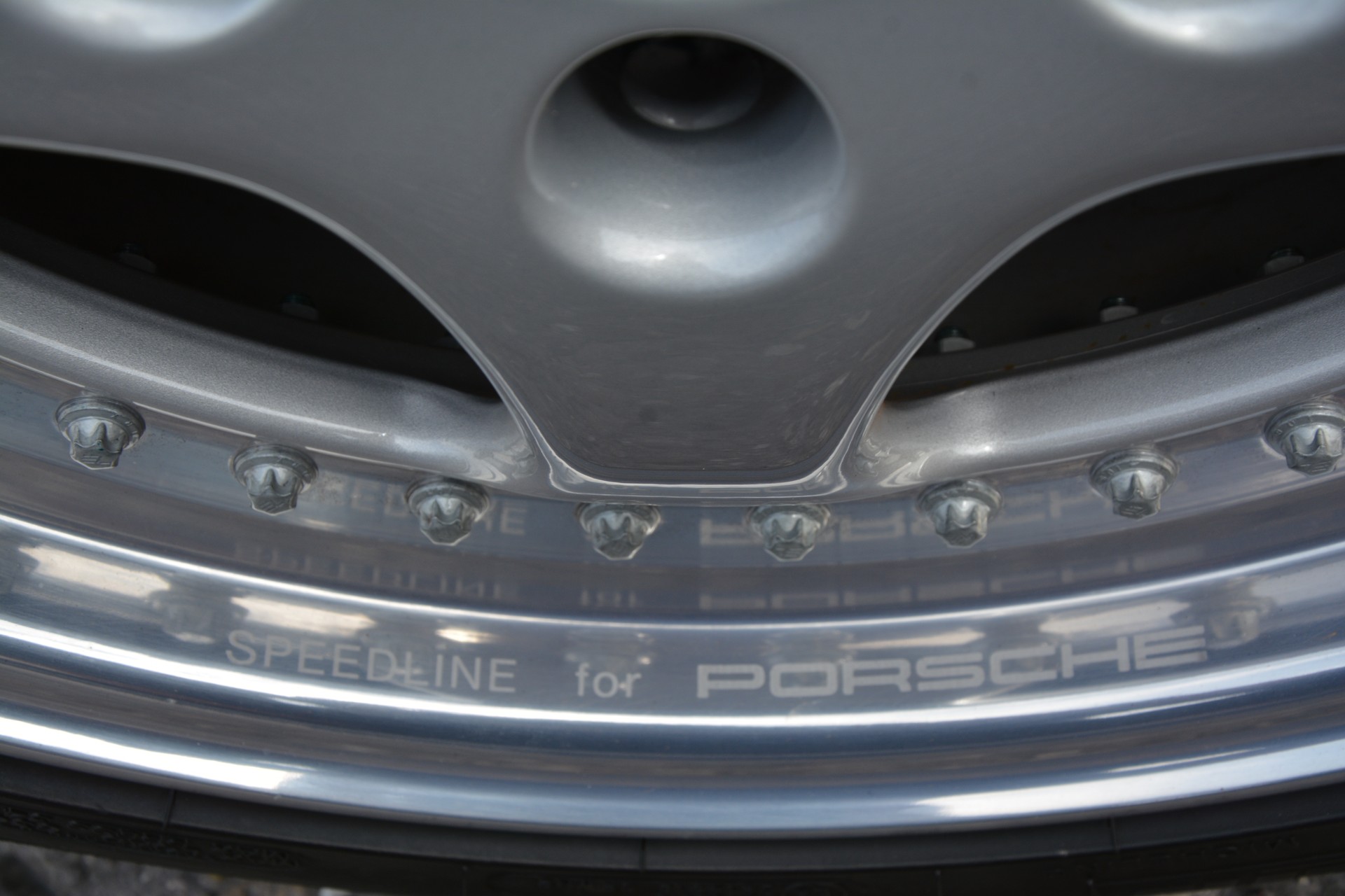 PORSCHE 911 Coupé 3.6 Turbo-image-22