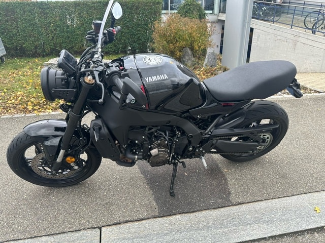YAMAHA XSR 900-image-2