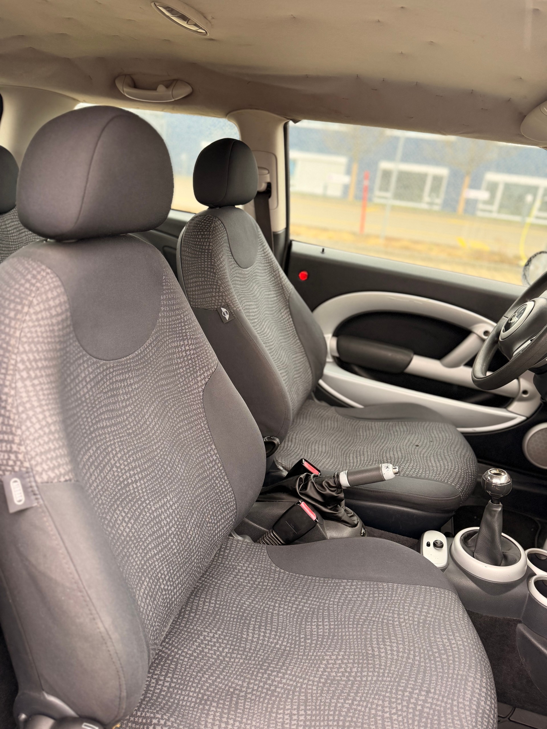 MINI Cooper-image-12