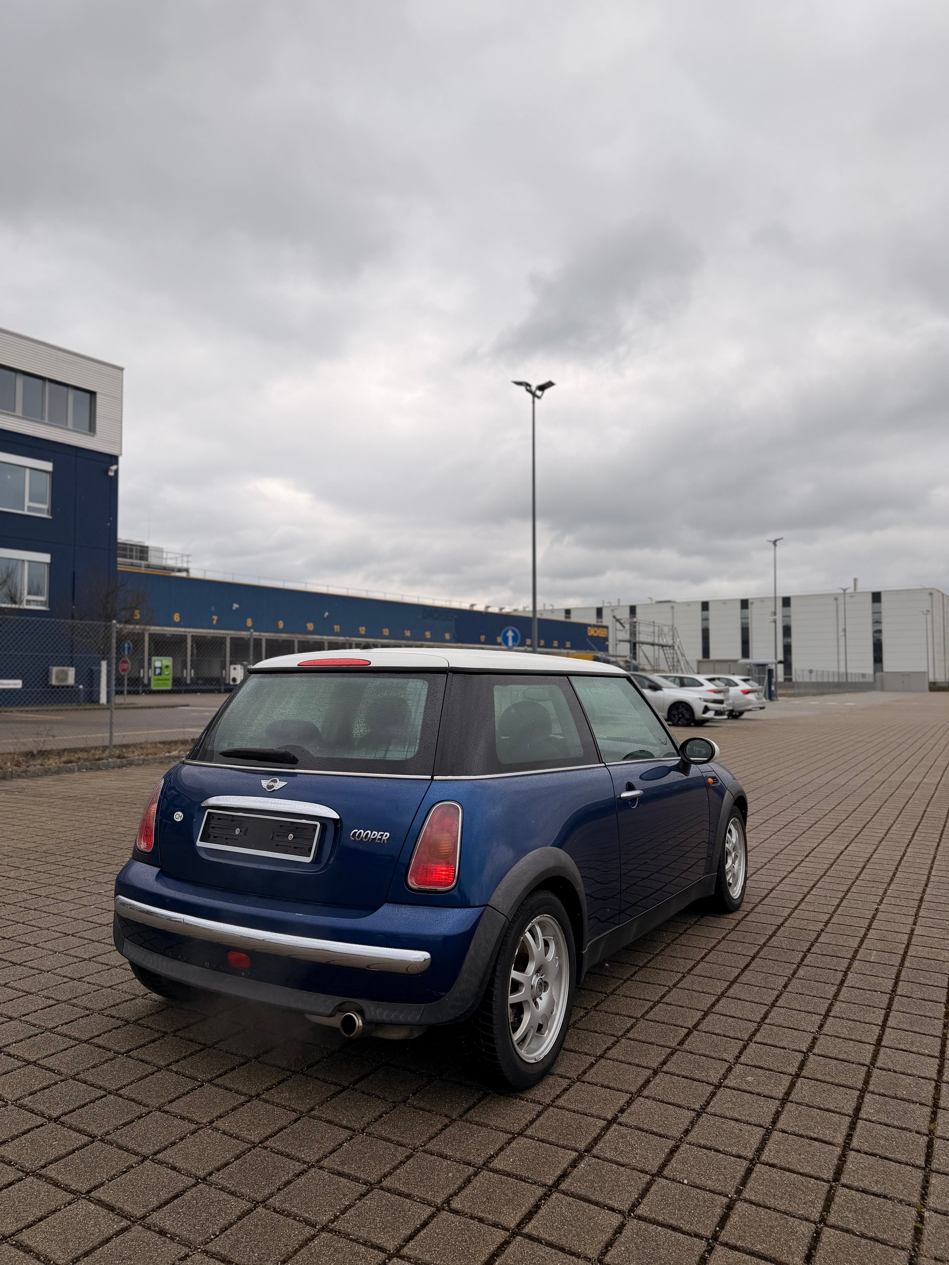 MINI Cooper-image-4