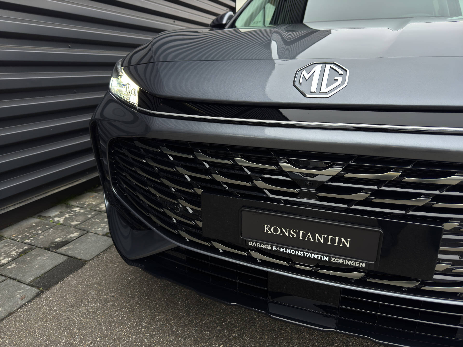MG HS 1.5 PHEV Luxury-image-6