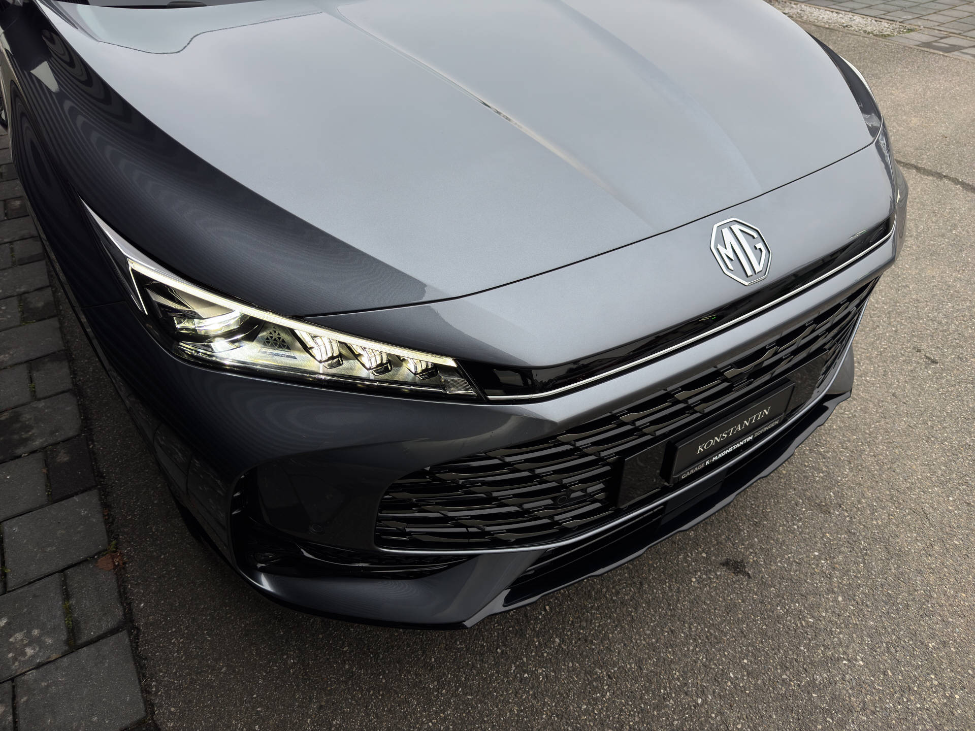MG HS 1.5 PHEV Luxury-image-7