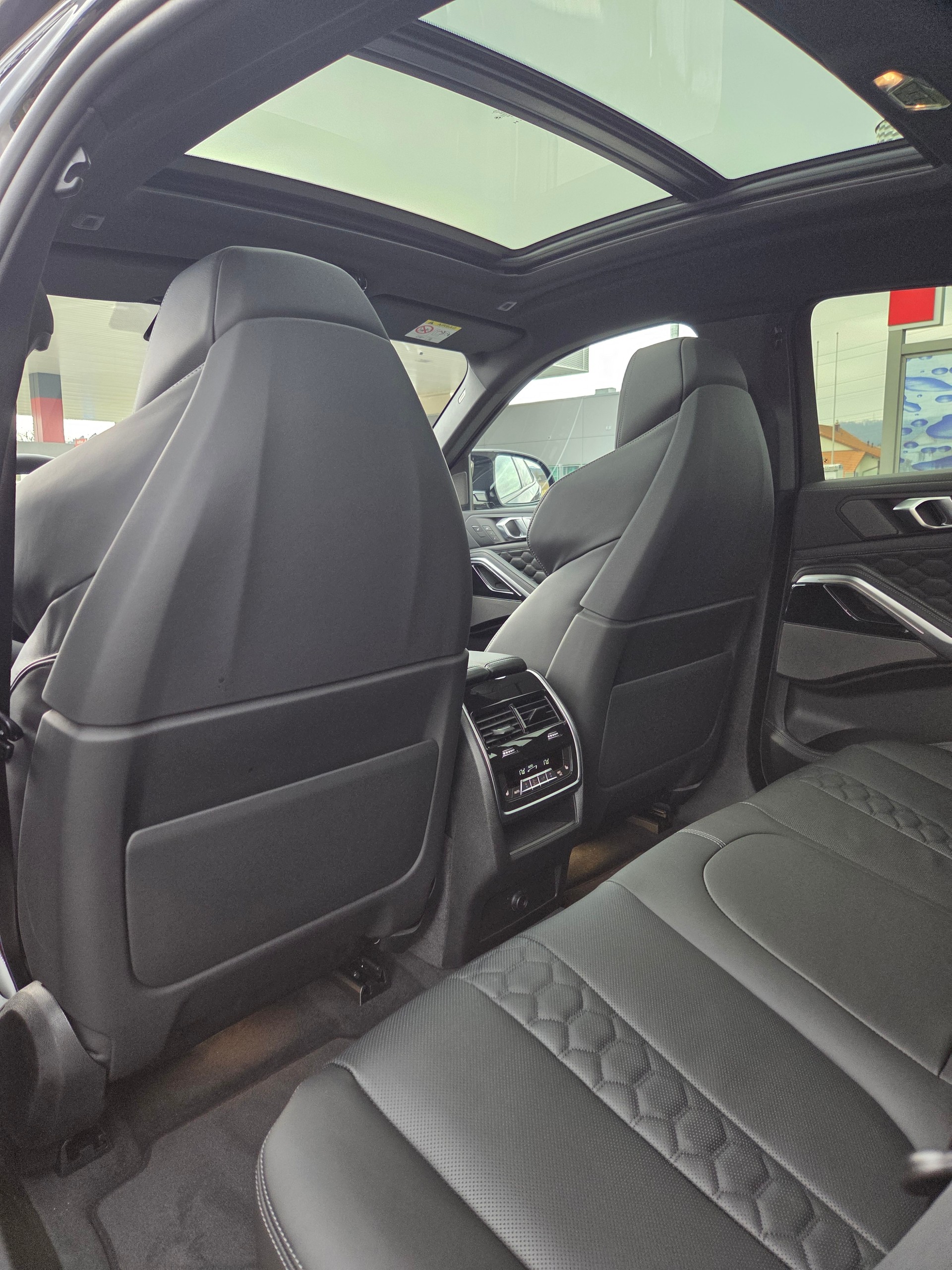 BMW X6M Steptronic M Competition-image-10