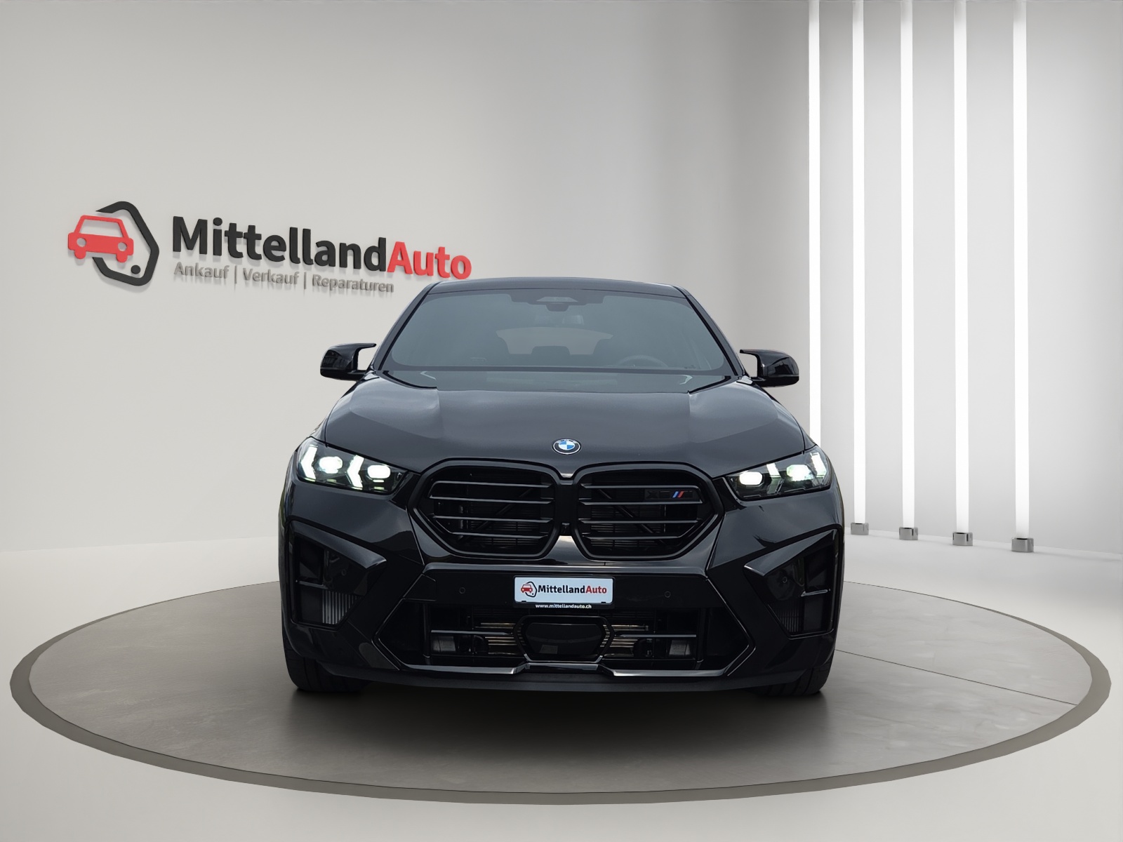 BMW X6M Steptronic M Competition-showroom-element-1